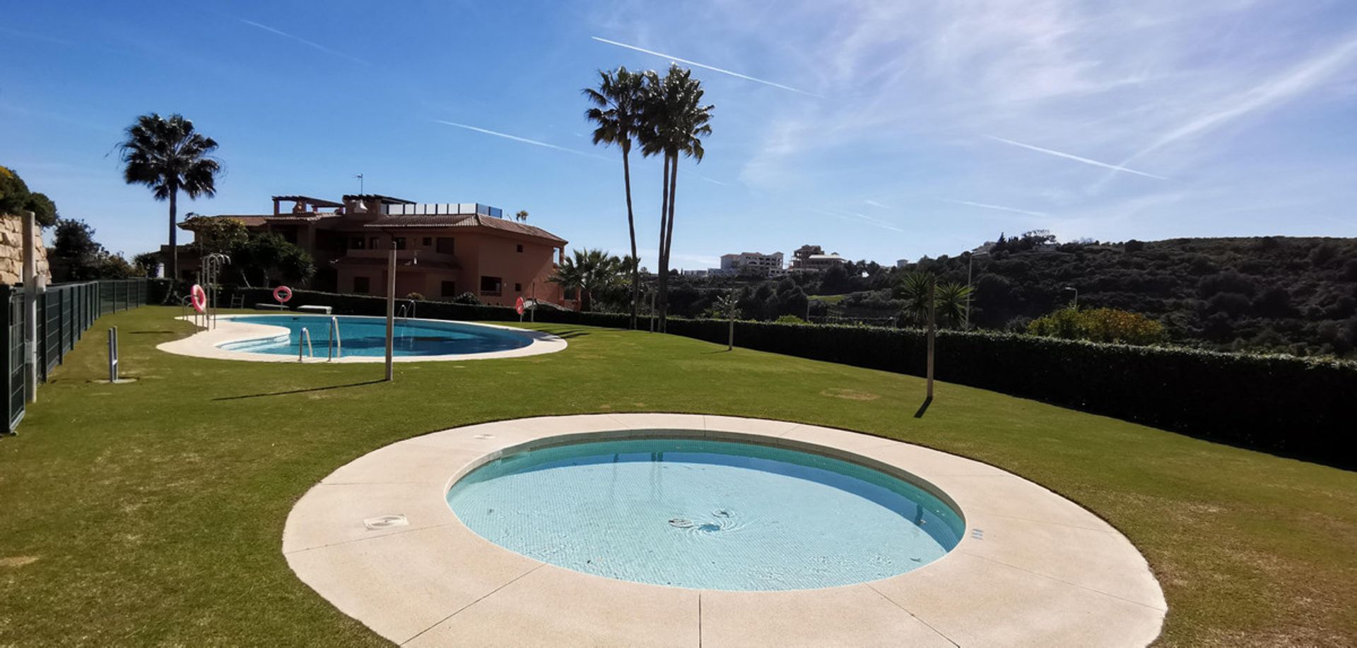 Condominio en Casares, Andalucía 10714557