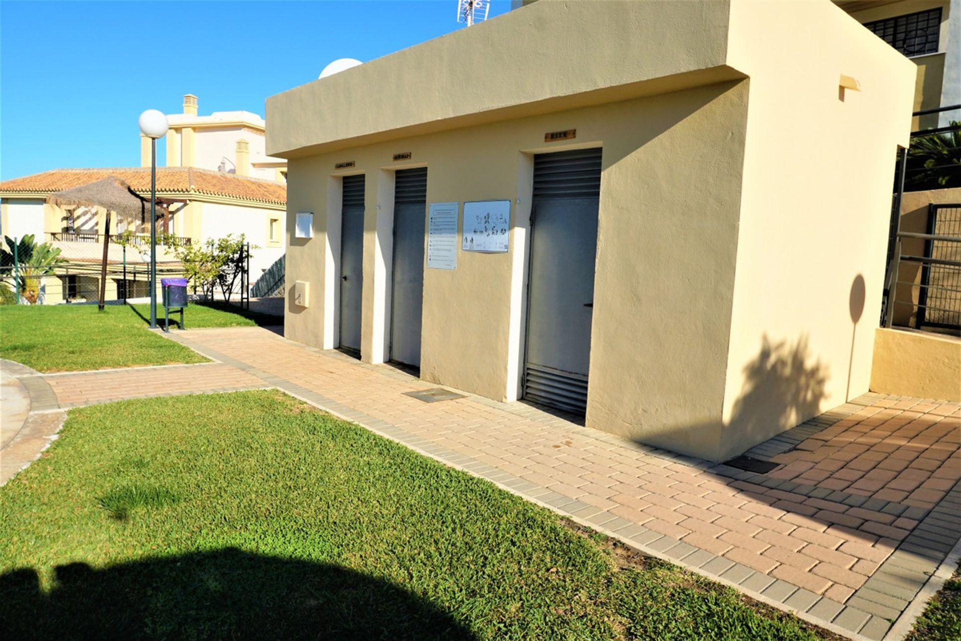 Condominium dans La Caleta, Andalousie 10714590