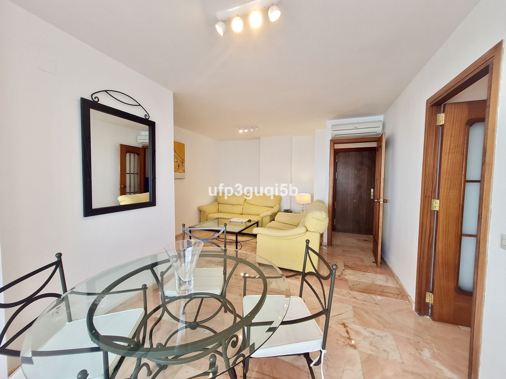 Condominium in Santa Fe de los Boliches, Andalusië 10714597