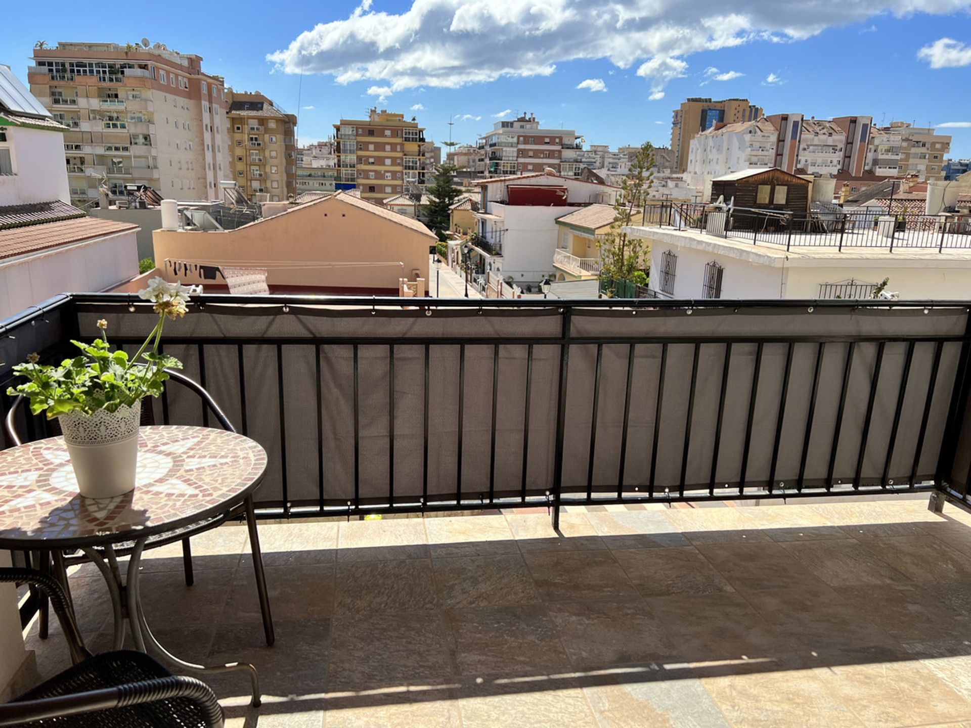 公寓 在 Fuengirola, Andalucía 10714643