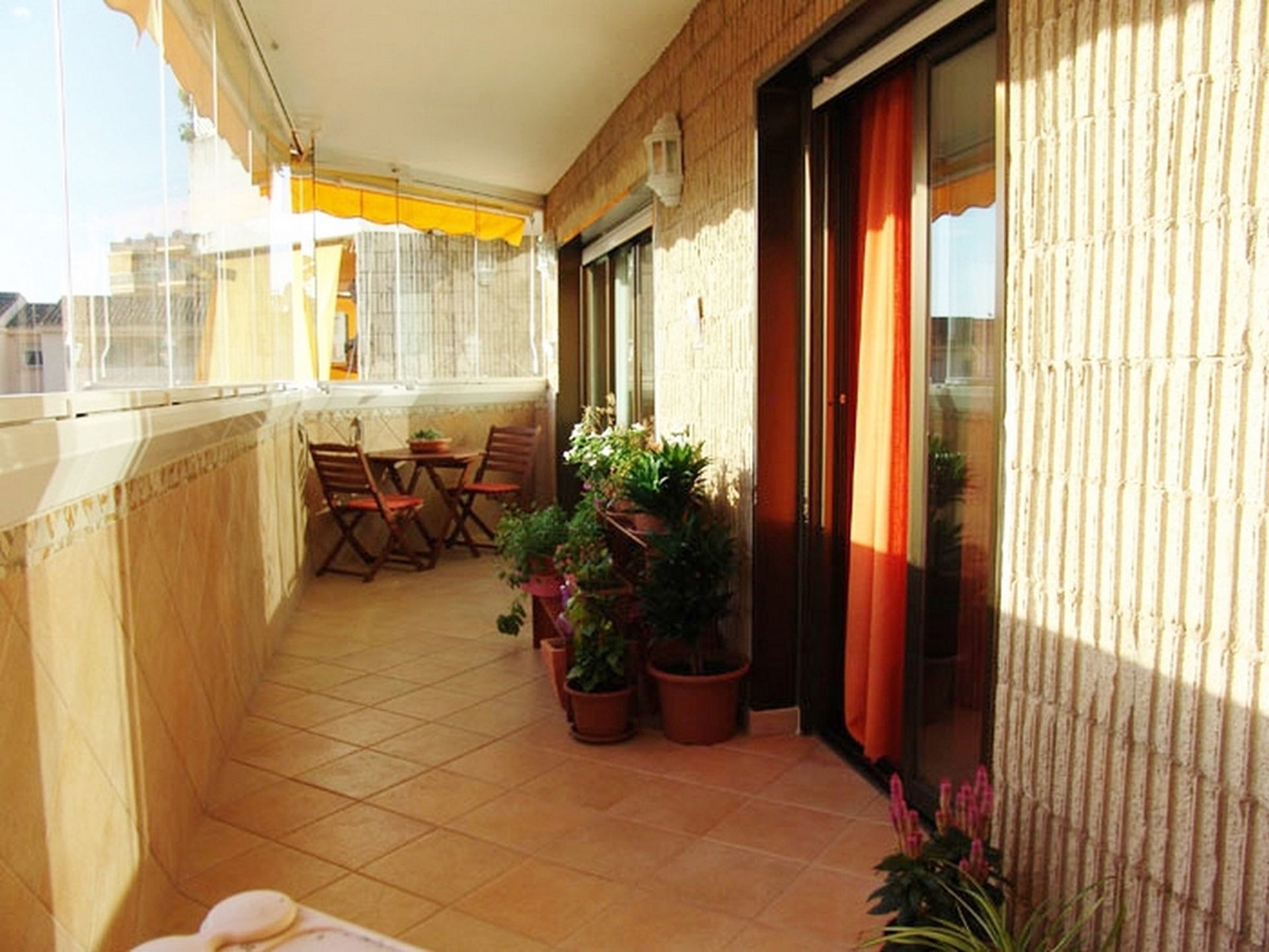 Condominium in Torremolinos, Andalucía 10714670