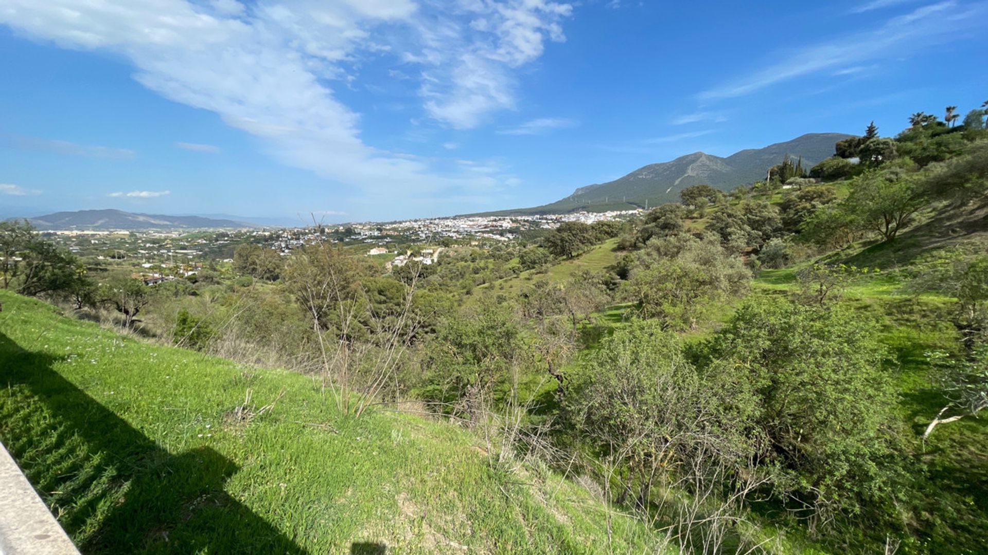 Talo sisään Alhaurín el Grande, Andalucía 10714817