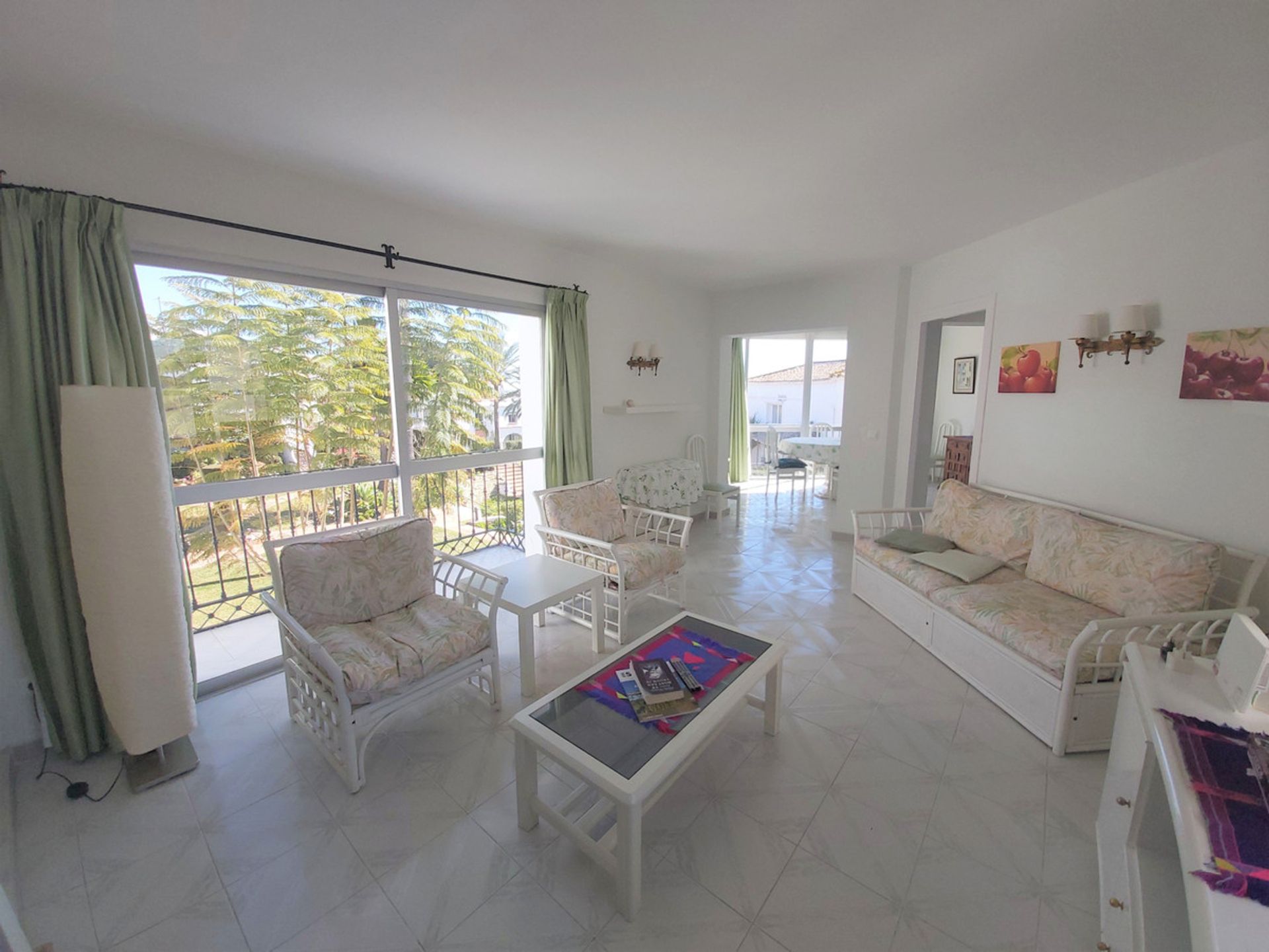 Condominio en Estepona, Andalucía 10714827