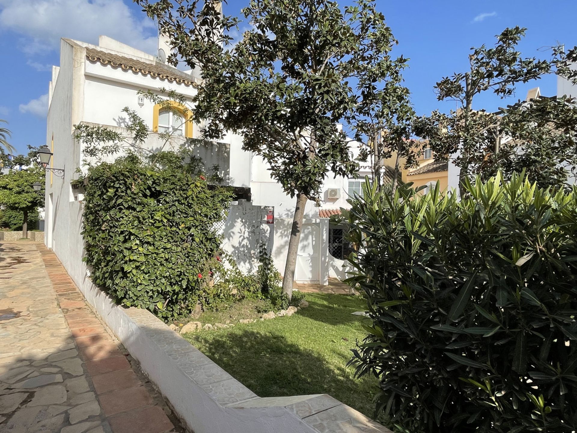 House in Marbella, Andalucía 10715011