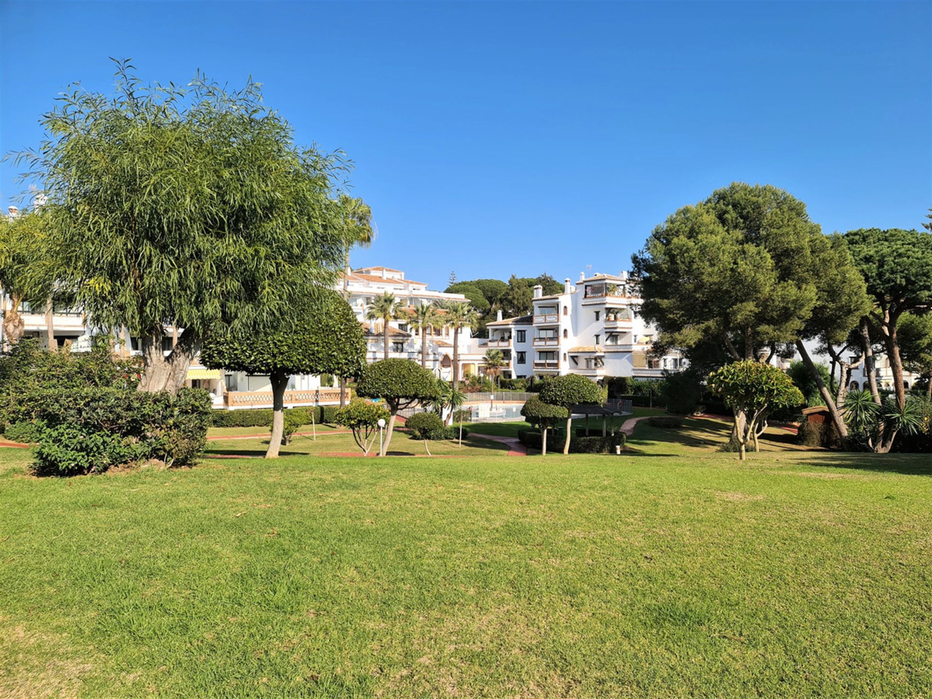 Condominium in , Andalucía 10715072