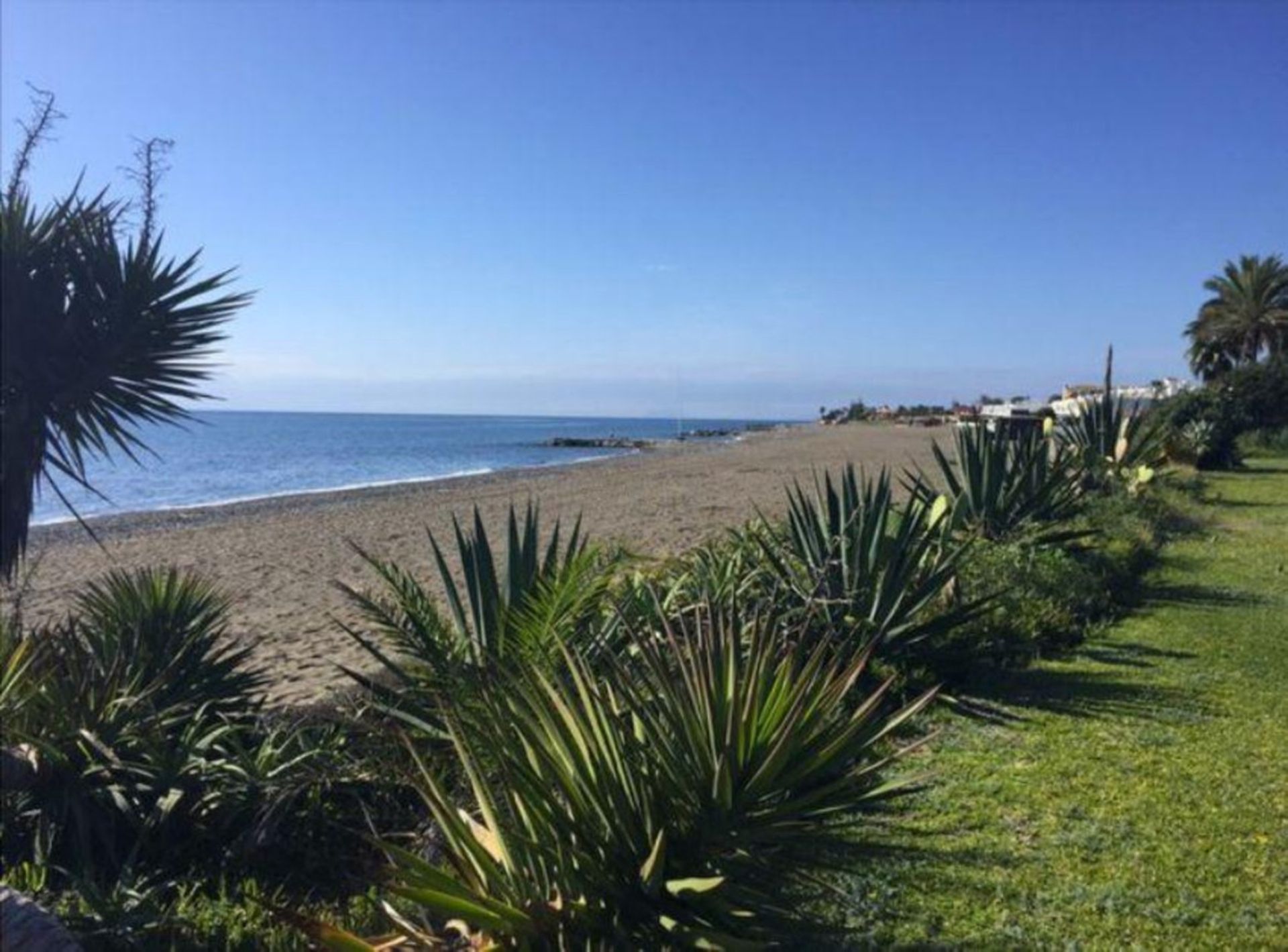 Land im Estepona, Andalucía 10715197