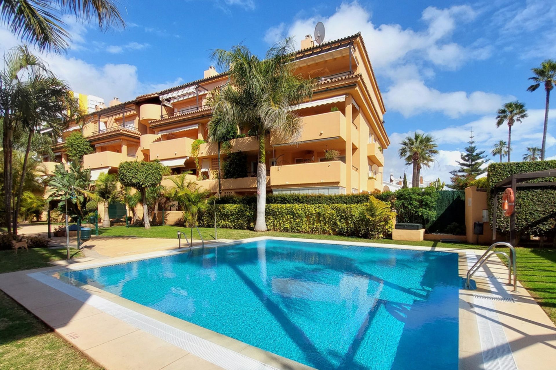 Kondominium dalam Marbella, Andalucía 10715371