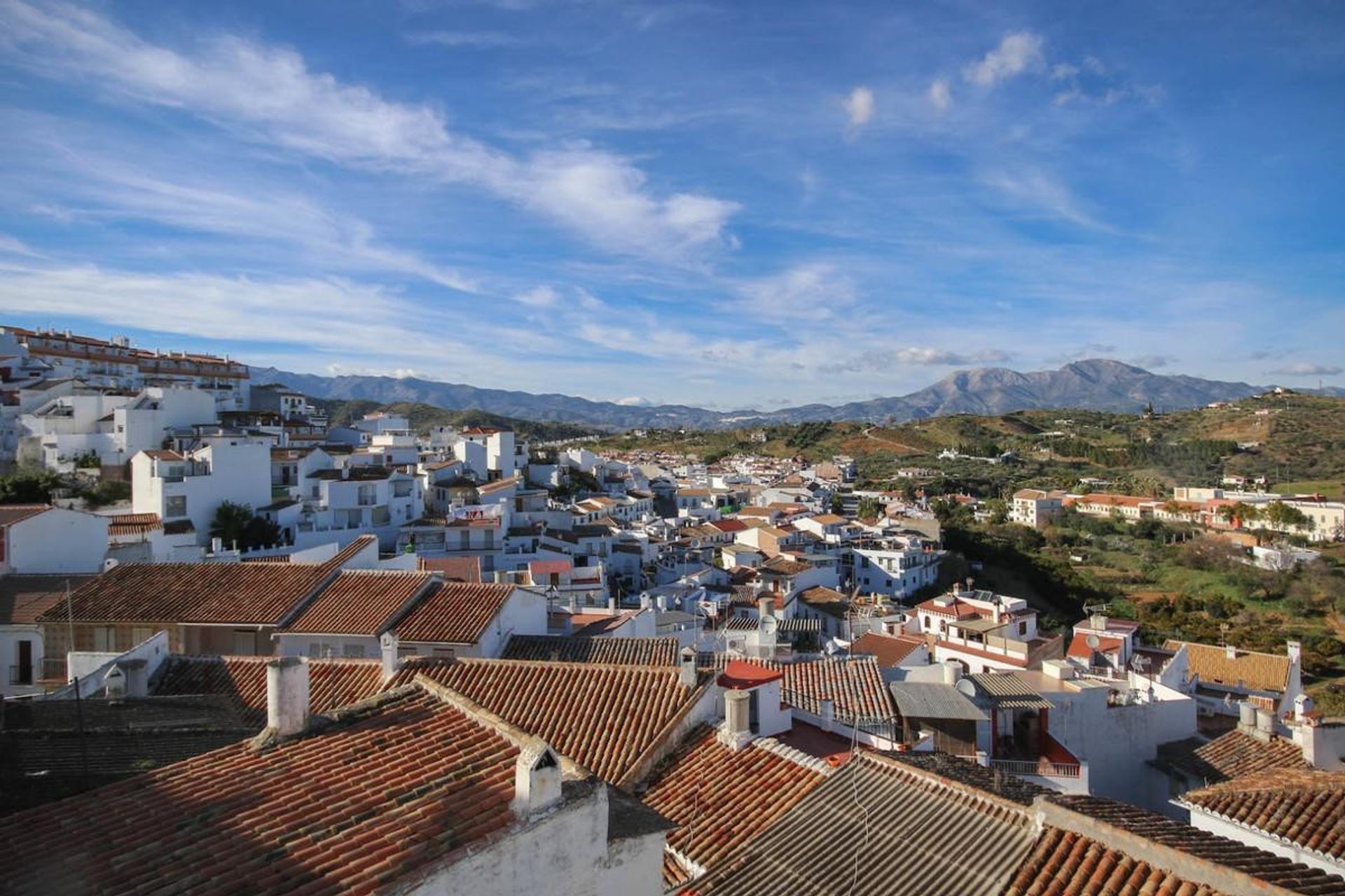 жилой дом в Guaro, Andalucía 10715464