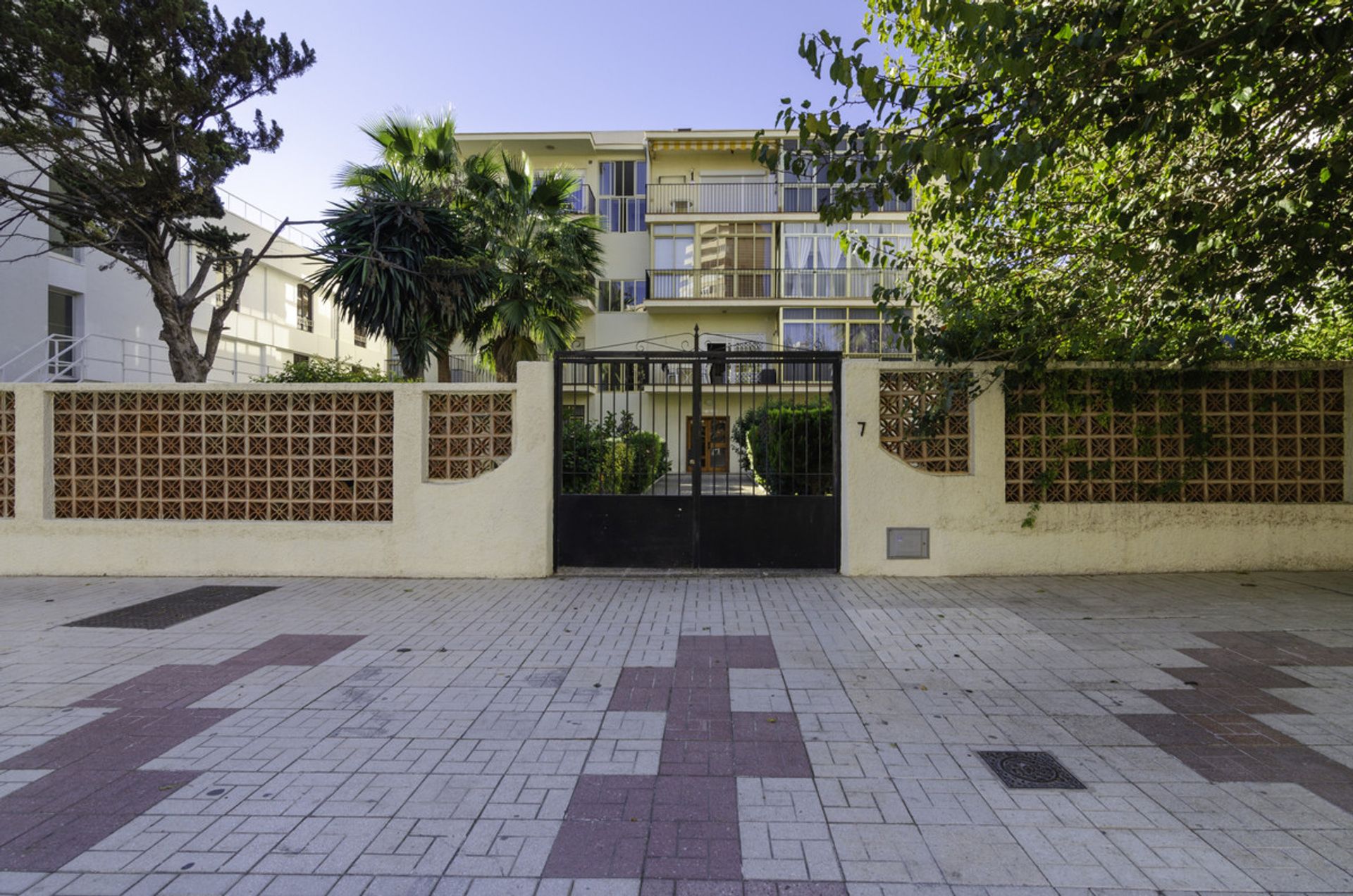 Condominium in Alhaurín de la Torre, Andalucía 10715649