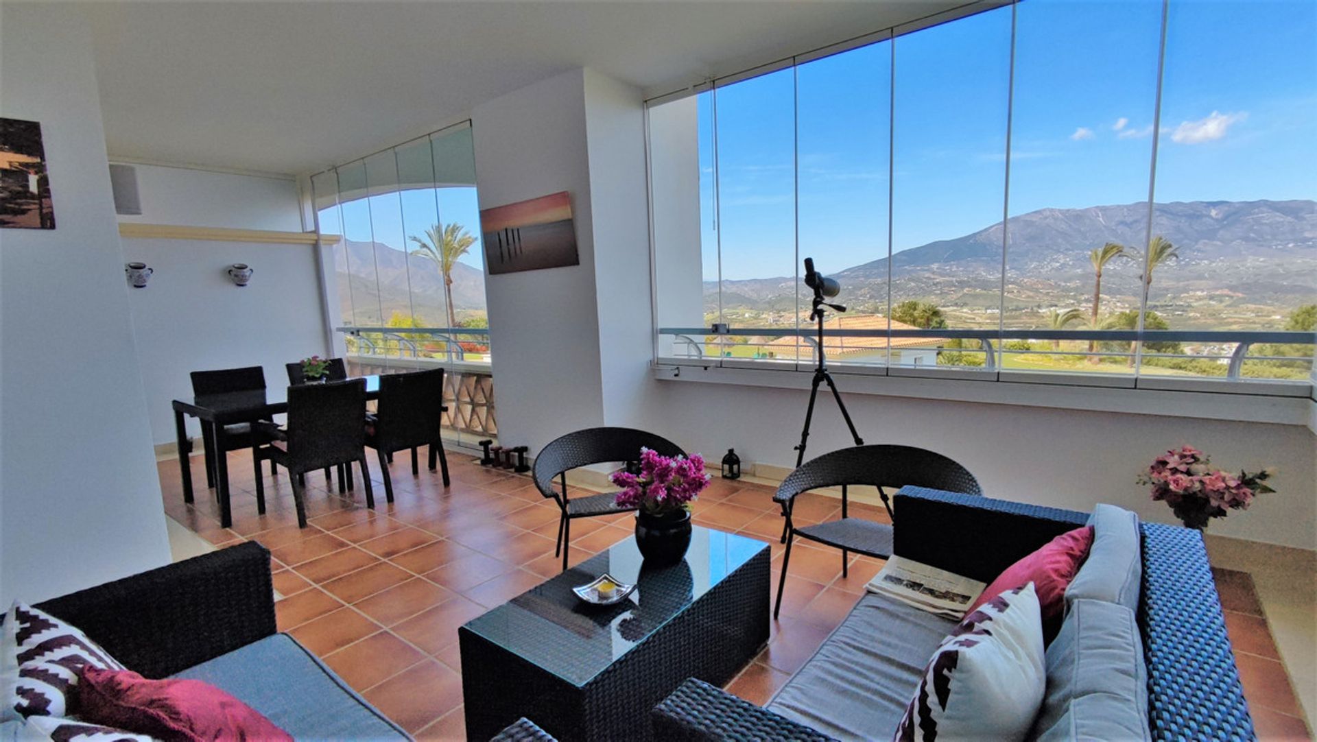 Condominio nel Alhaurín de la Torre, Andalucía 10715663