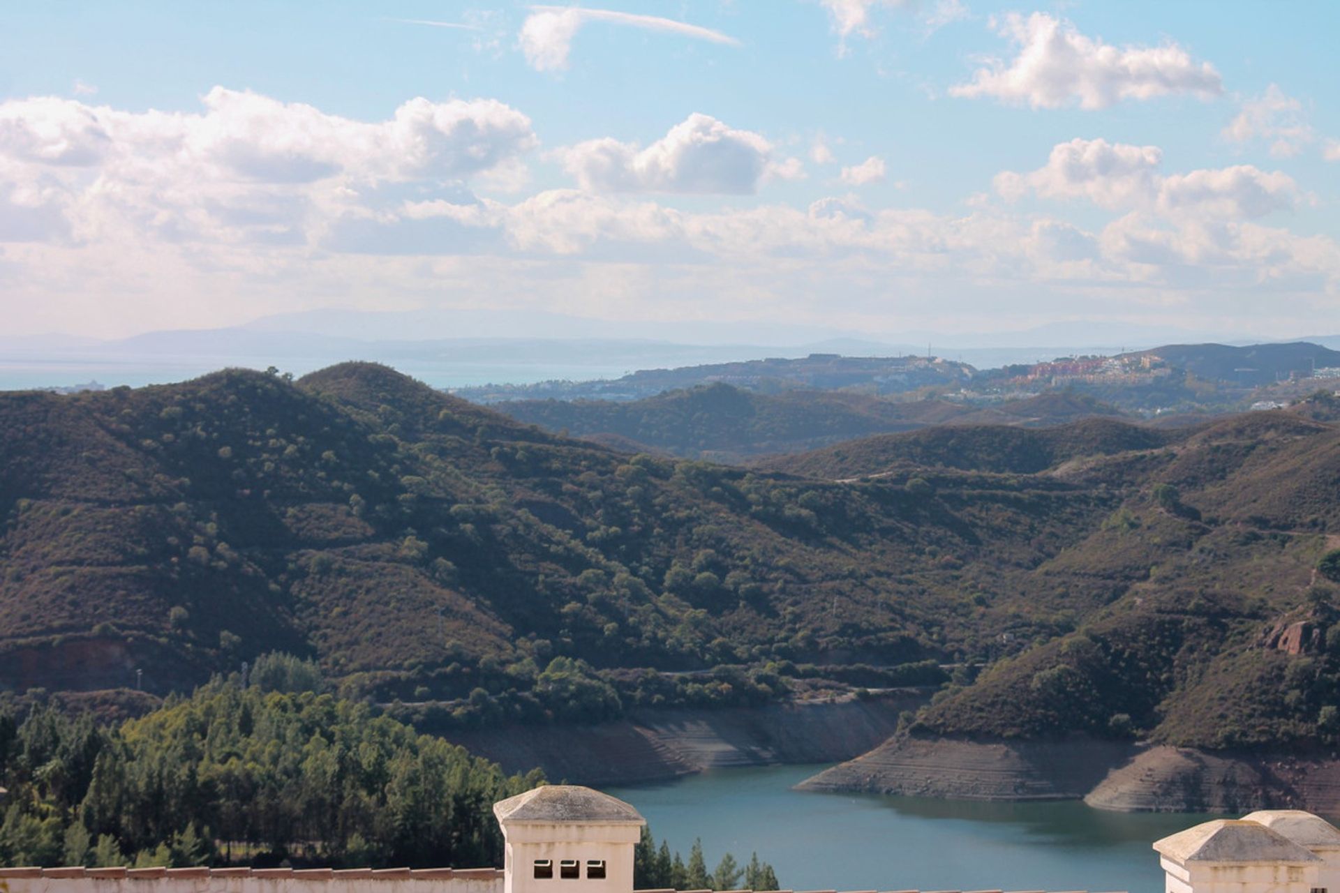 عمارات في Istán, Andalucía 10715842