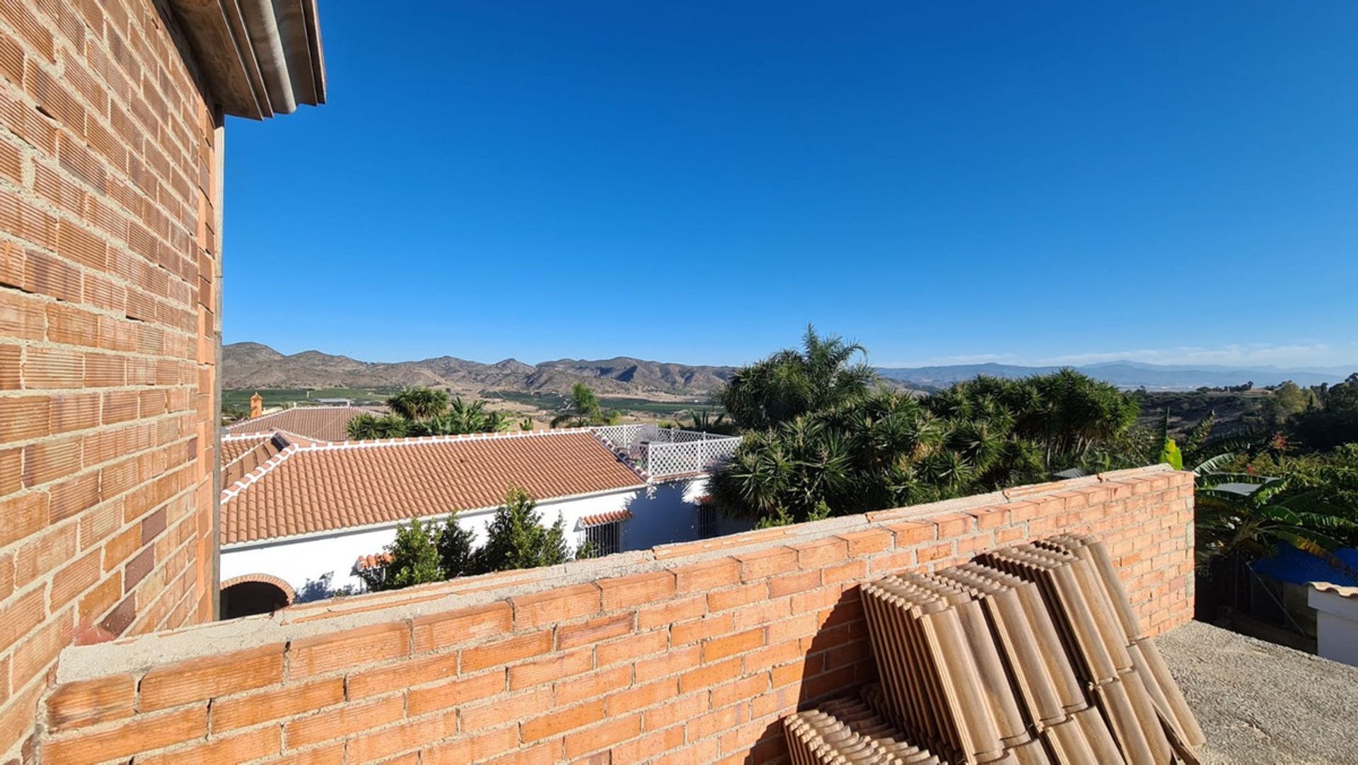 Land im Alhaurín de la Torre, Andalucía 10715892