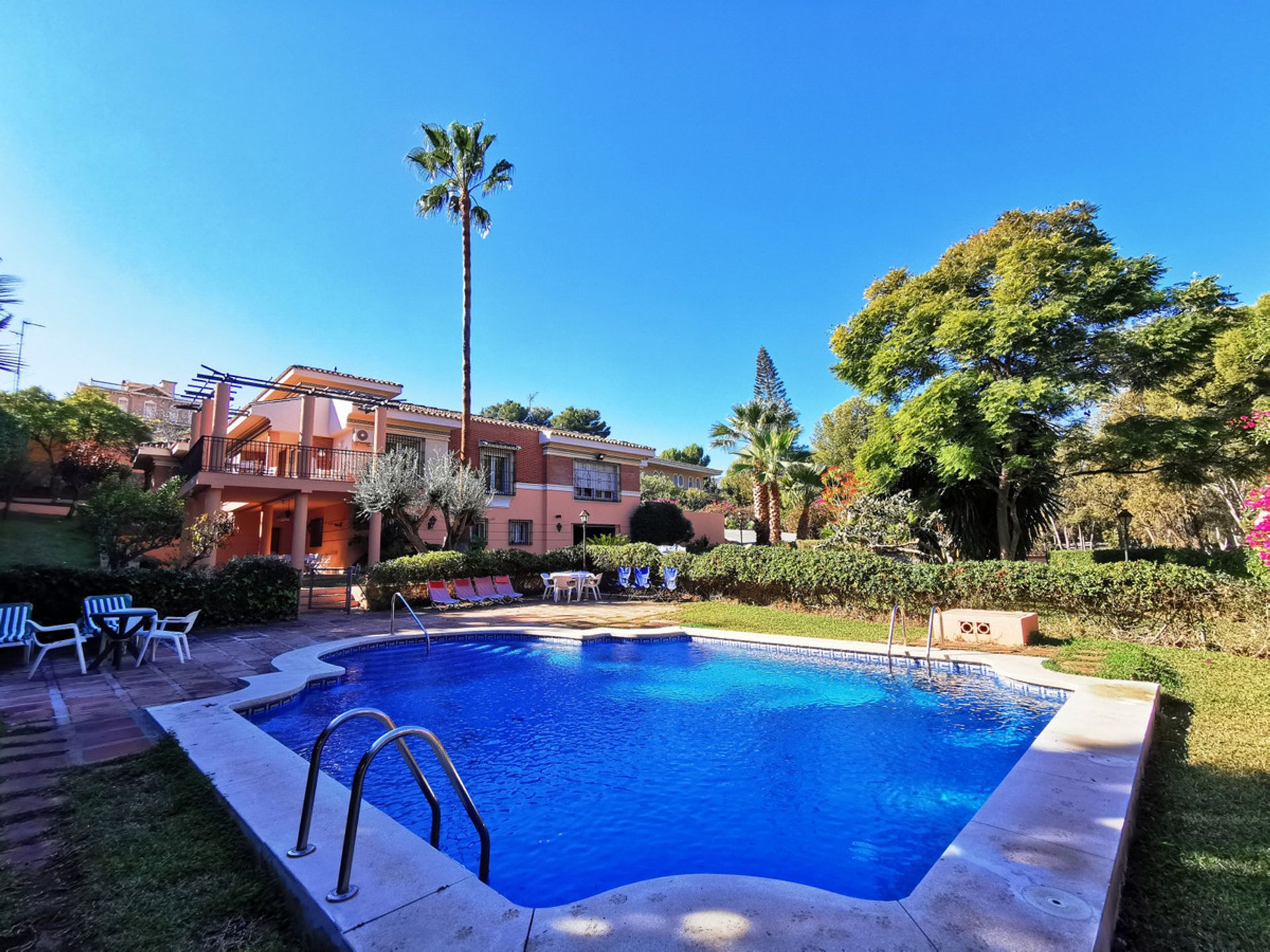 casa en Alhaurín de la Torre, Andalucía 10716046