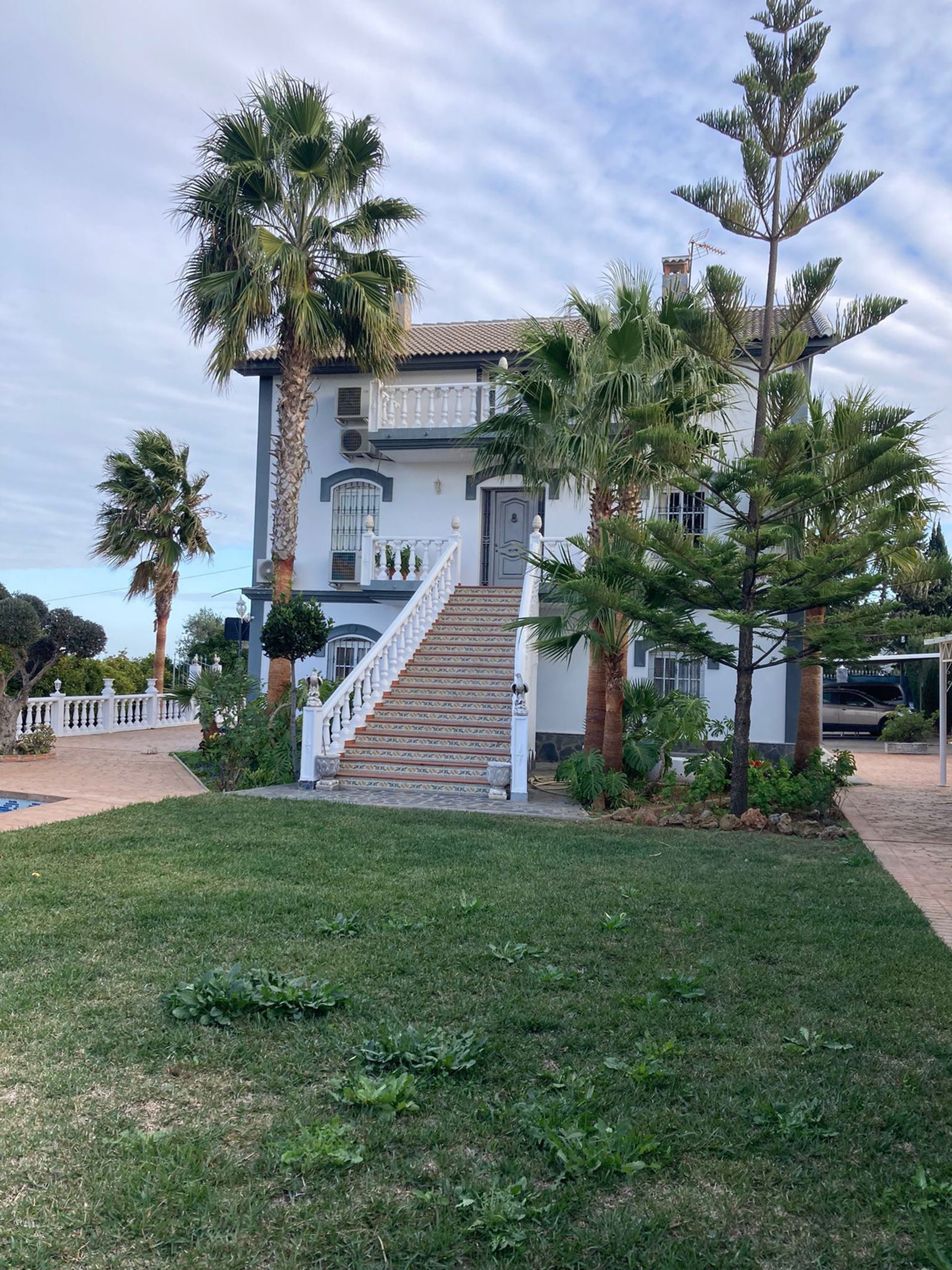 rumah dalam Alhaurin de la Torre, Andalusia 10716453