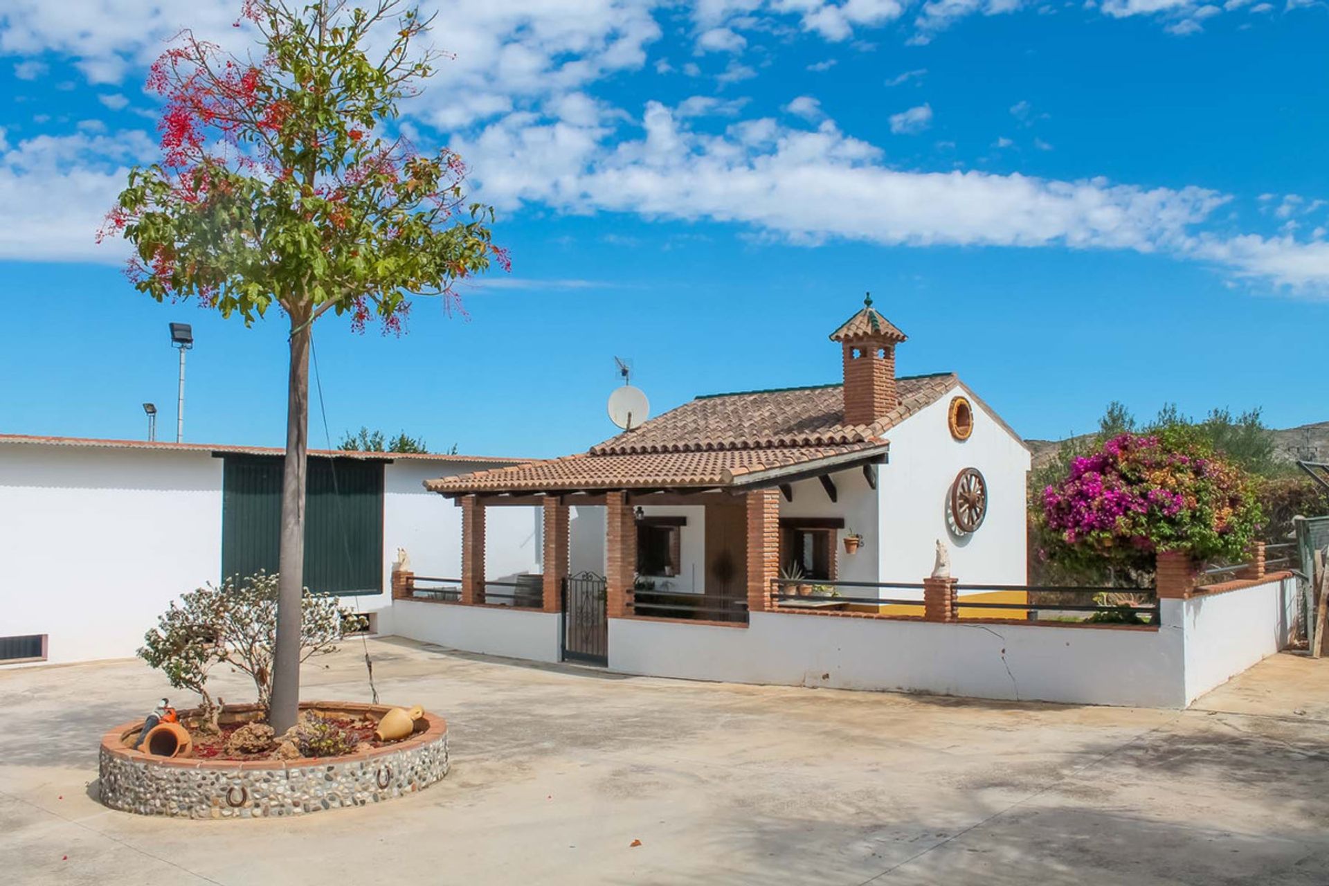 Talo sisään Alhaurín de la Torre, Andalucía 10716646