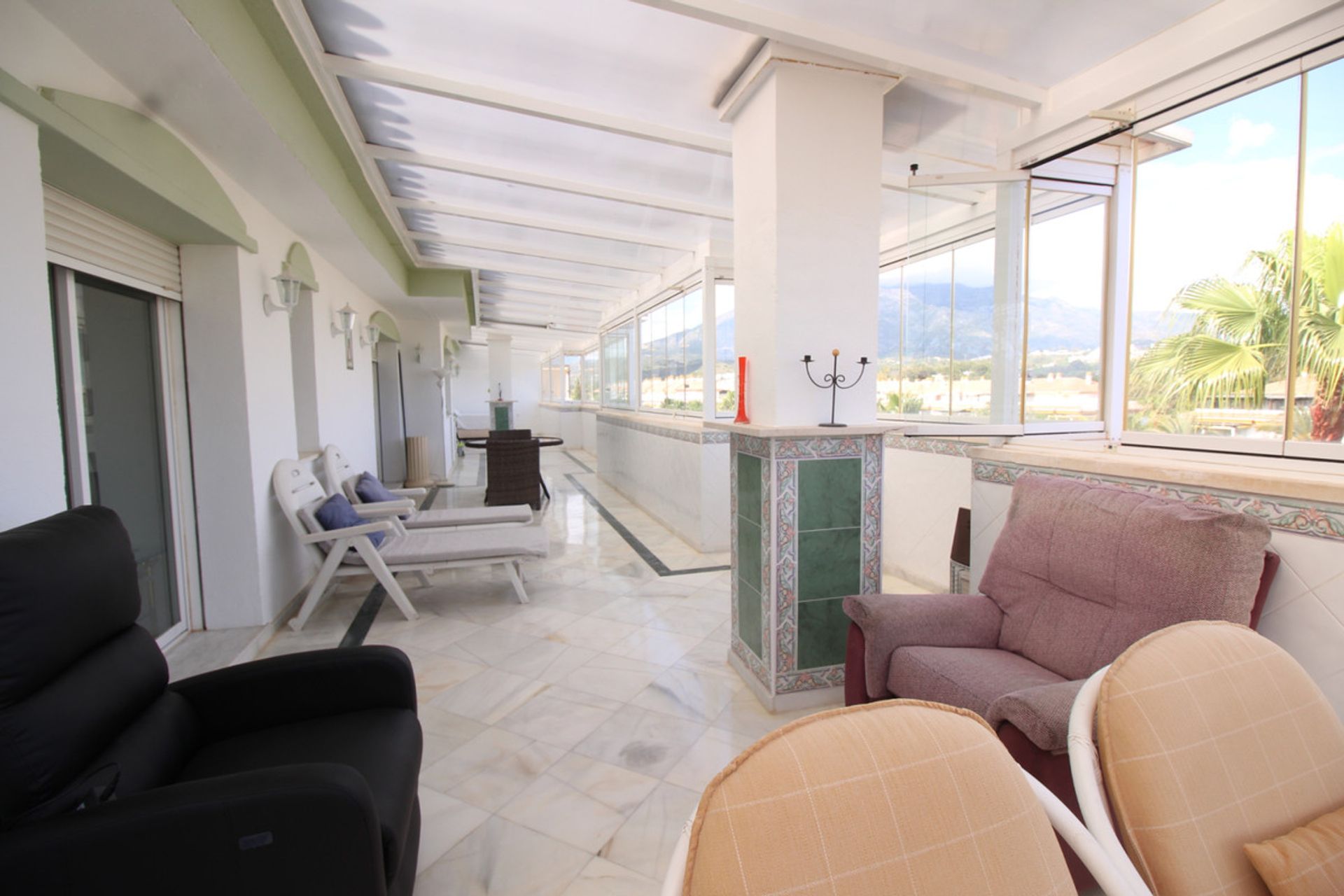 Condominium in Marbella, Andalucía 10716670