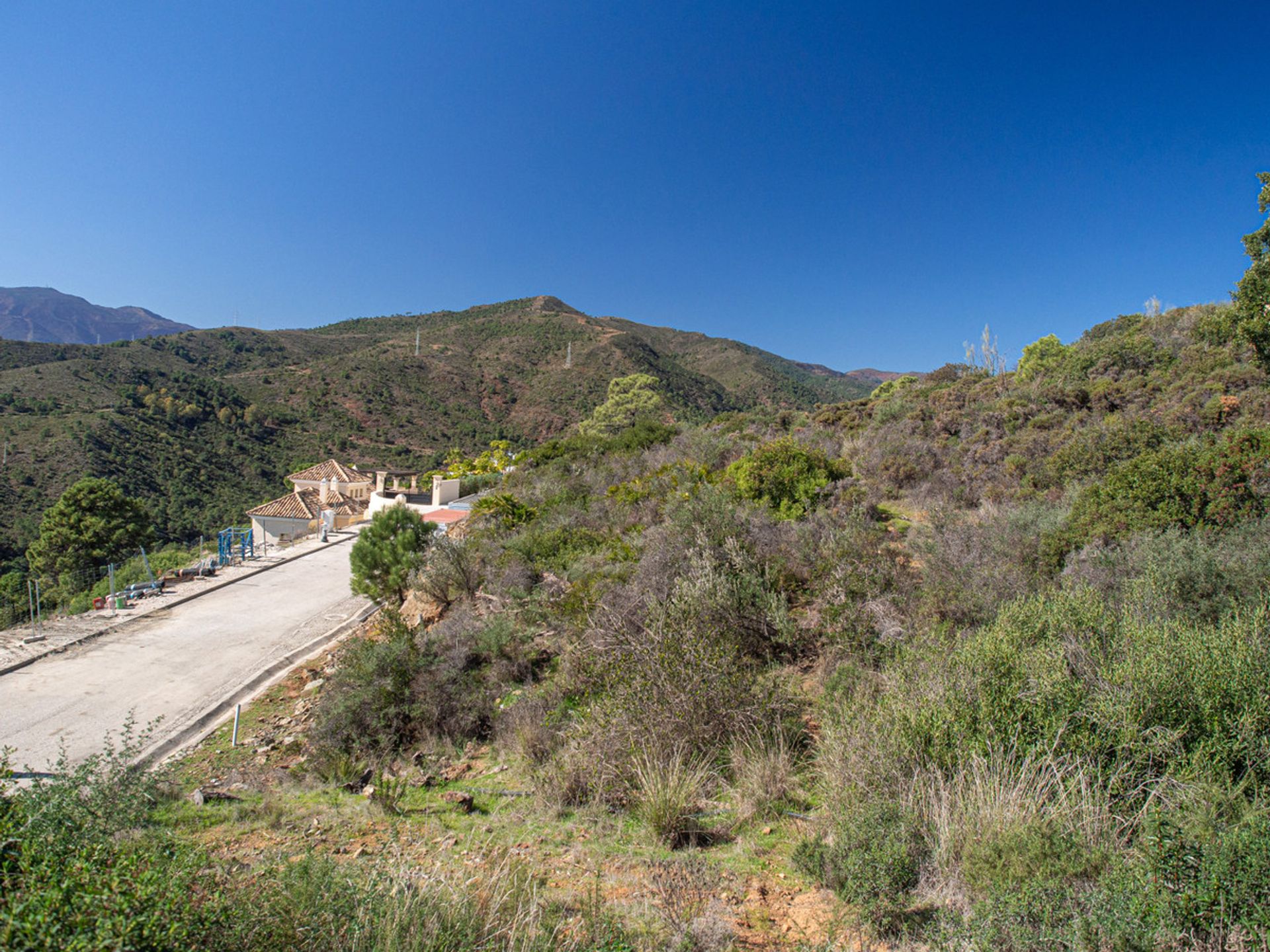 土地 在 Benahavís, Andalucía 10716721