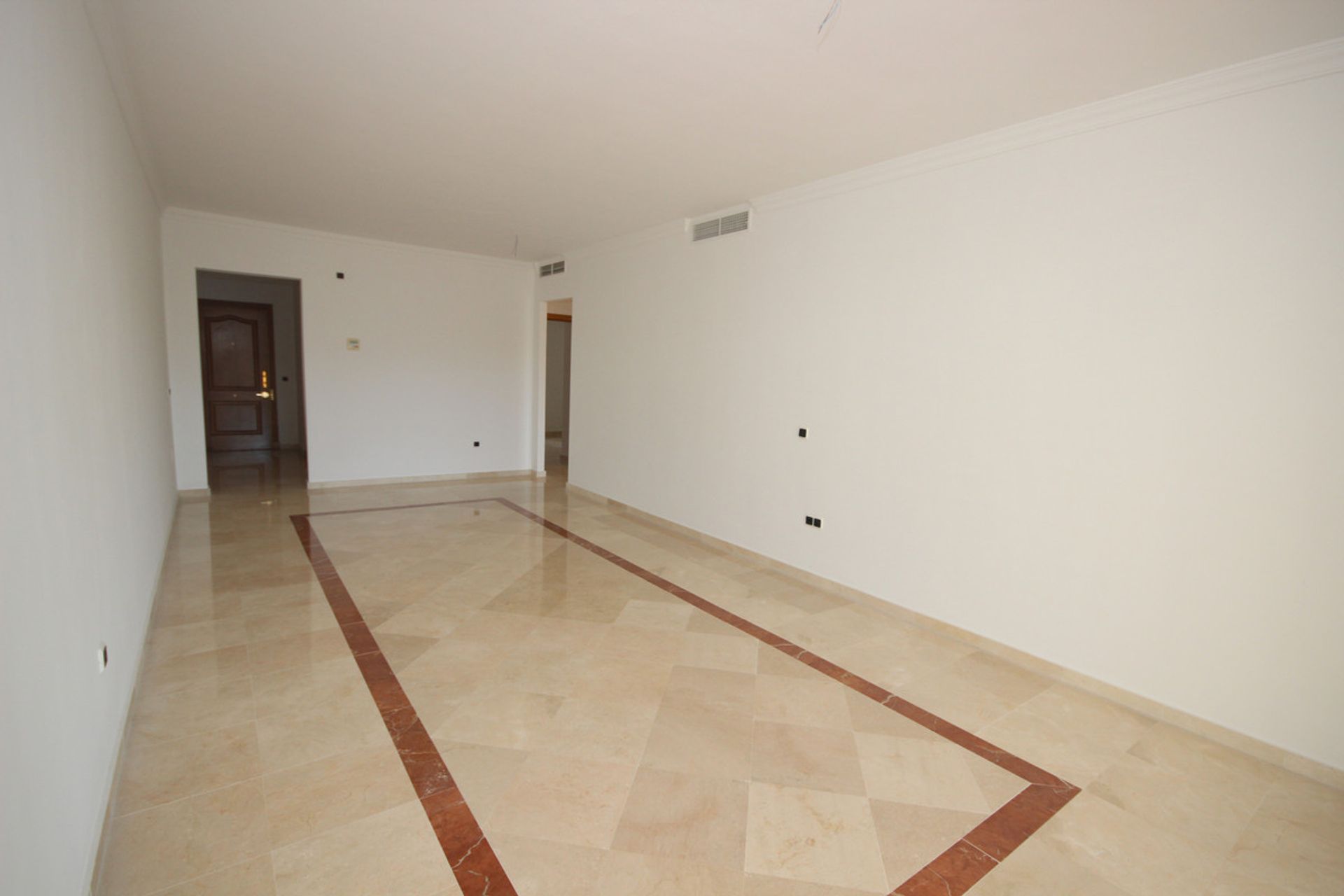 Condominium in Ojen, Andalusia 10716834