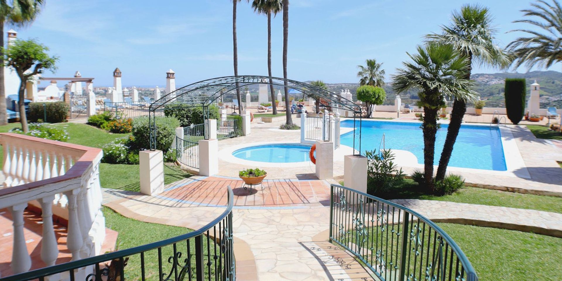 Condominium in Fuengirola, Andalusia 10716988