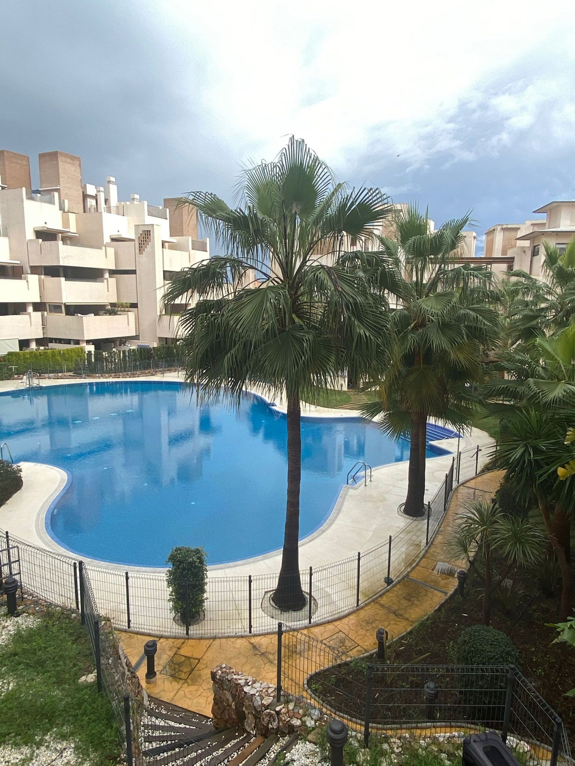 Eigentumswohnung im Estepona, Andalusien 10717088