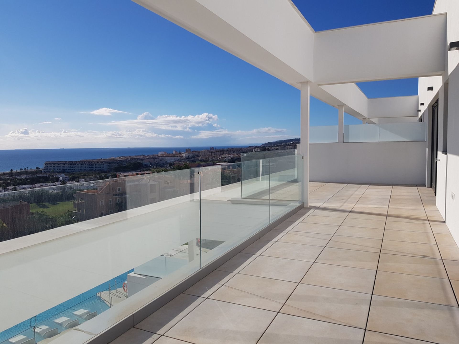 Condominium in Casares, Andalusië 10717147