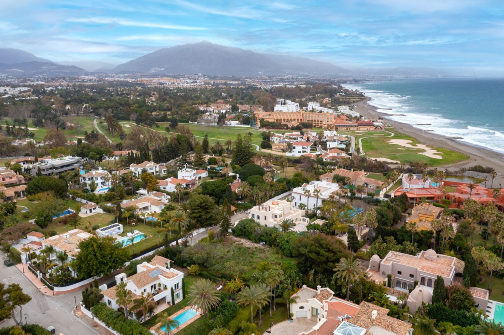 Land im Estepona, Andalucía 10717265