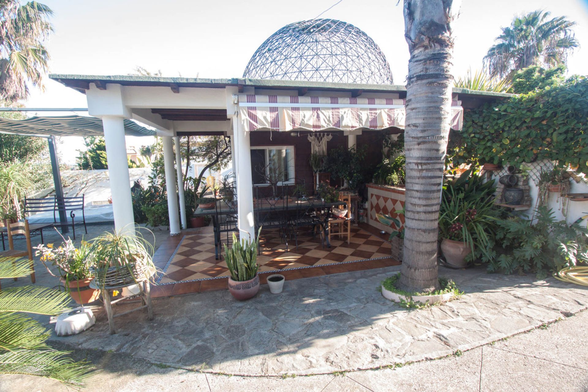 rumah dalam Estepona, Andalucía 10717309