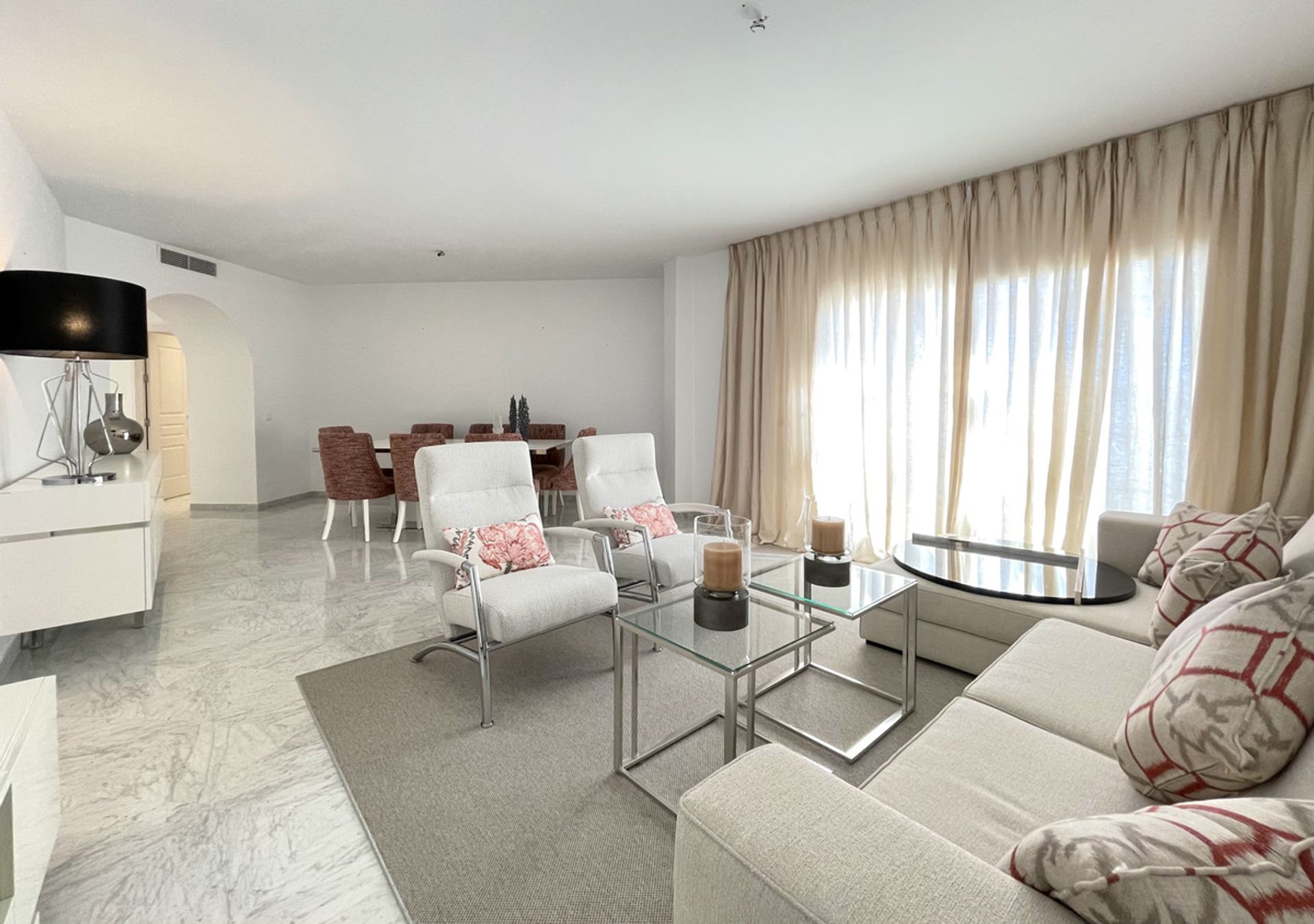 Condominium dans Marbella, Andalucía 10717740