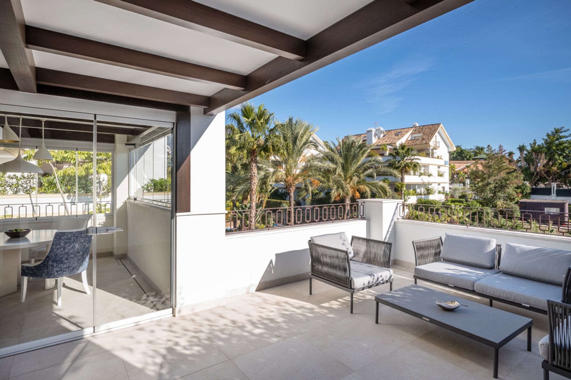 Condominium in Marbella, Andalucía 10718047