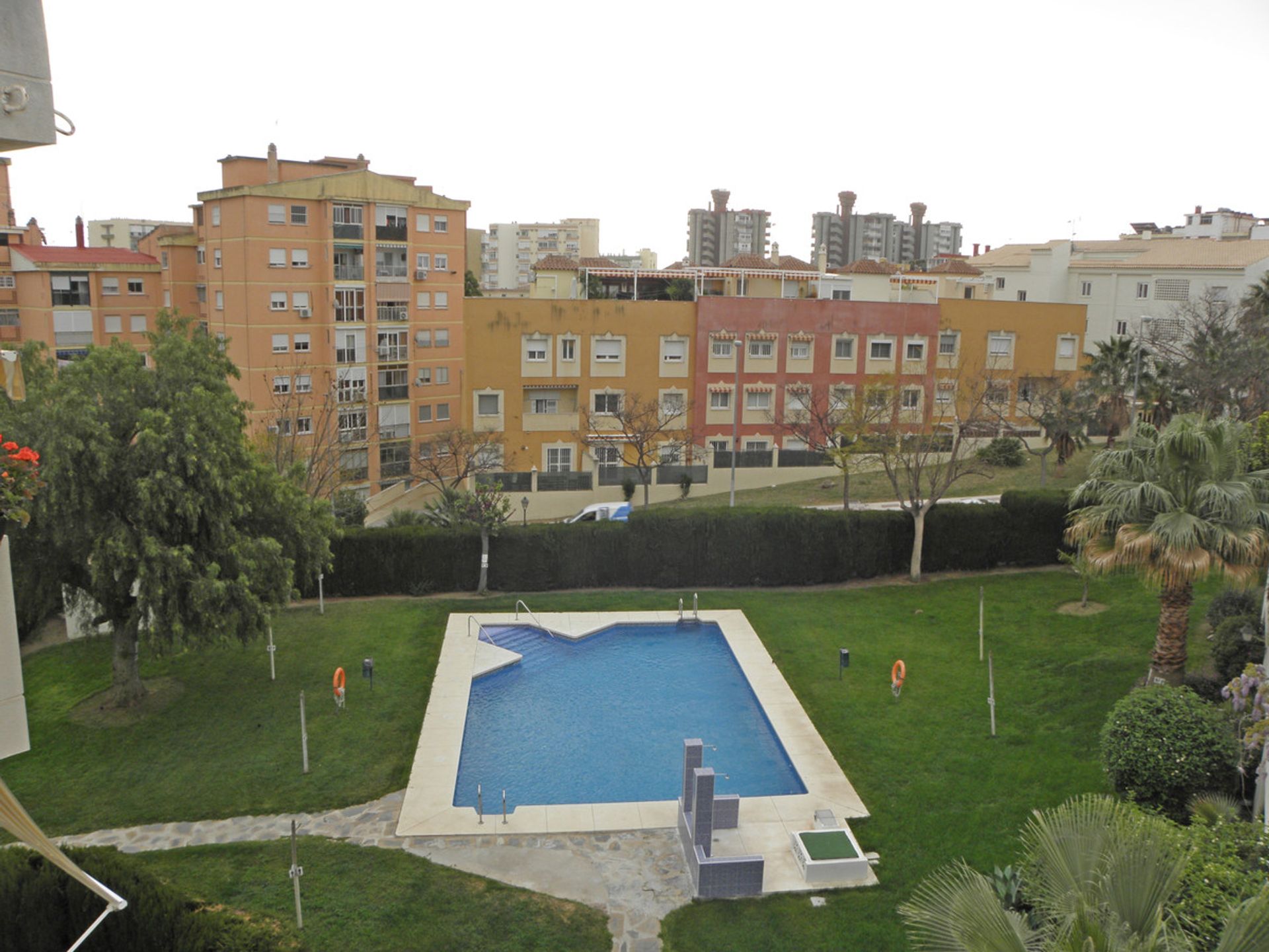 Condominium in Alhaurin de la Torre, Andalusia 10718155