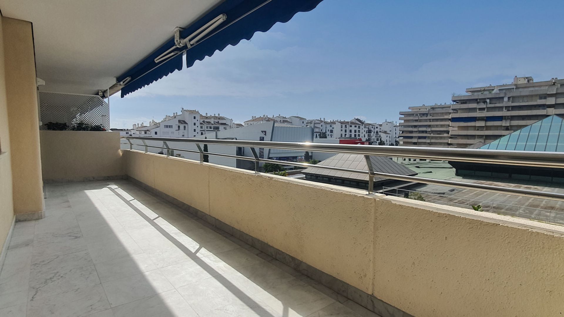 Condominium dans Marbella, Andalucía 10718302