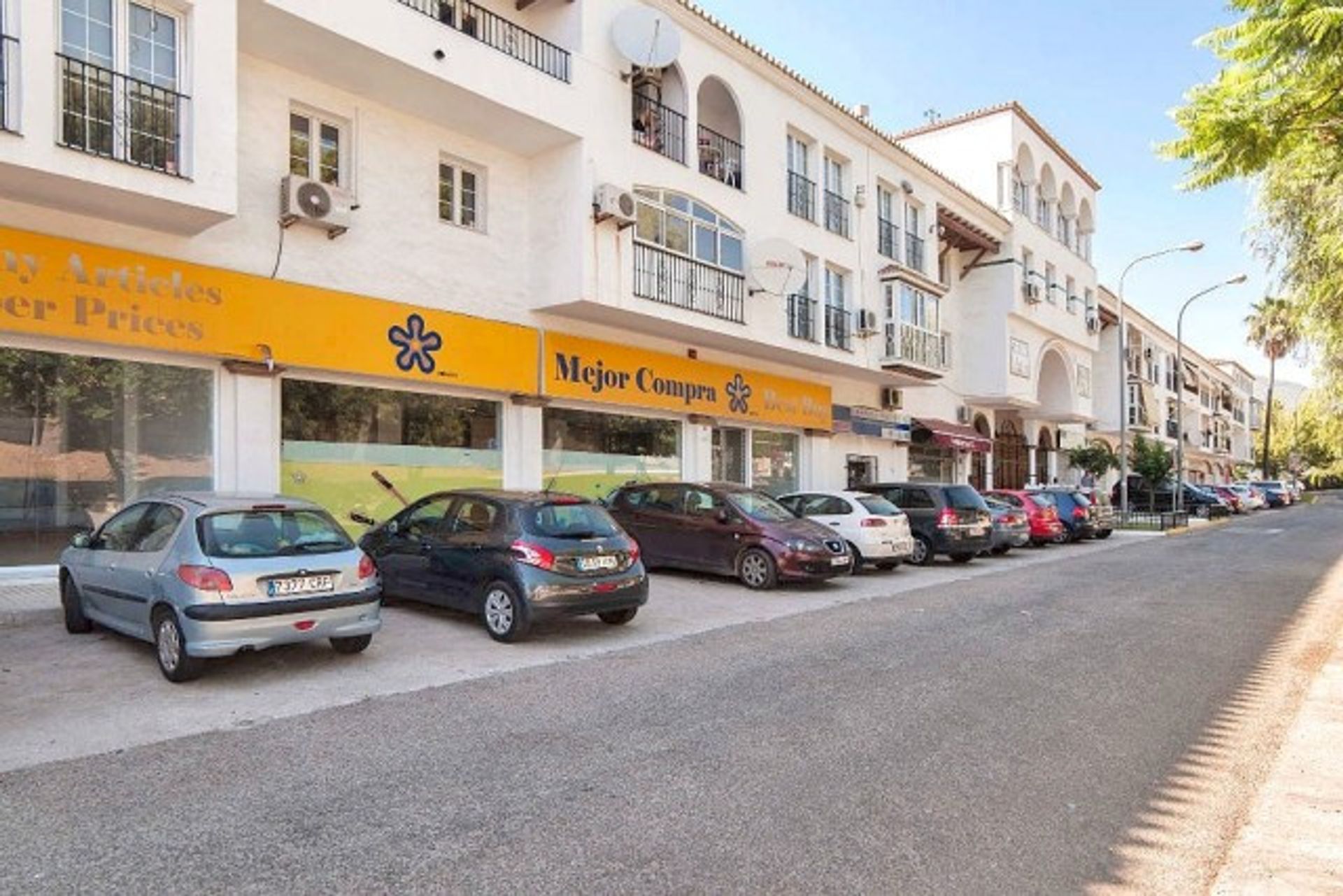 Condominio nel Fuengirola, Andalusia 10718655