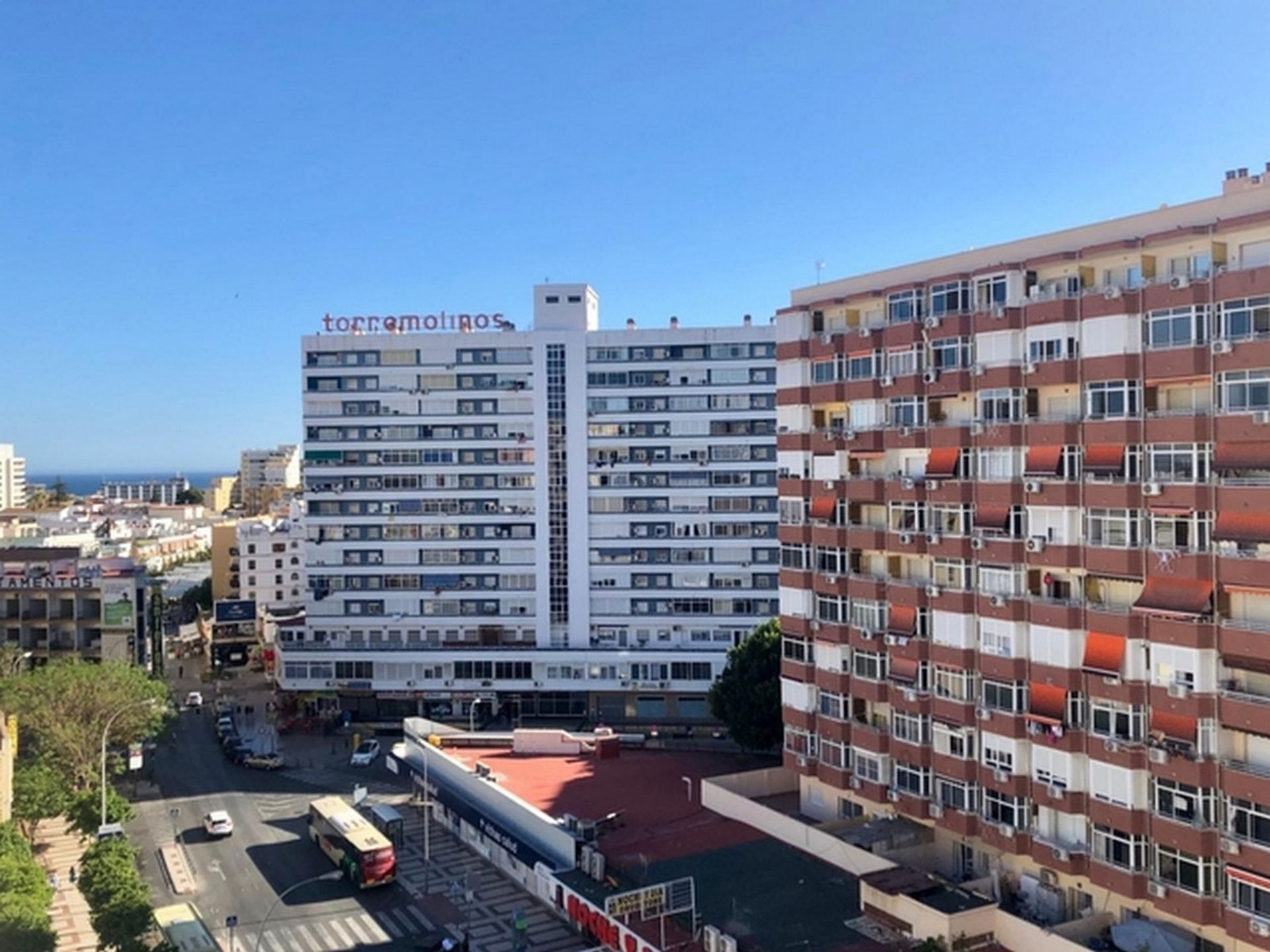 Condomínio no Alhaurín de la Torre, Andalucía 10718898