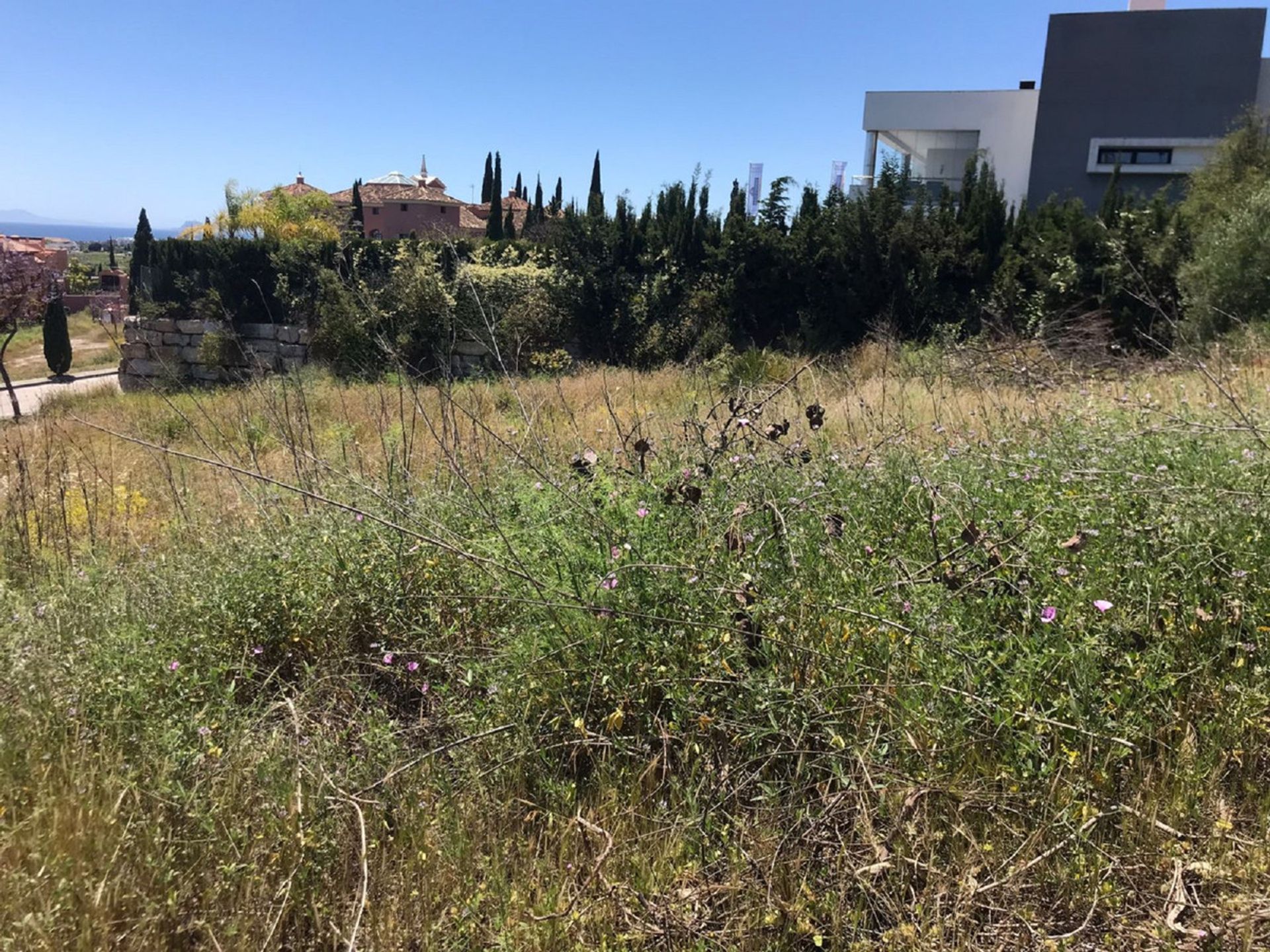 Land i Benahavis, Andalusia 10718996