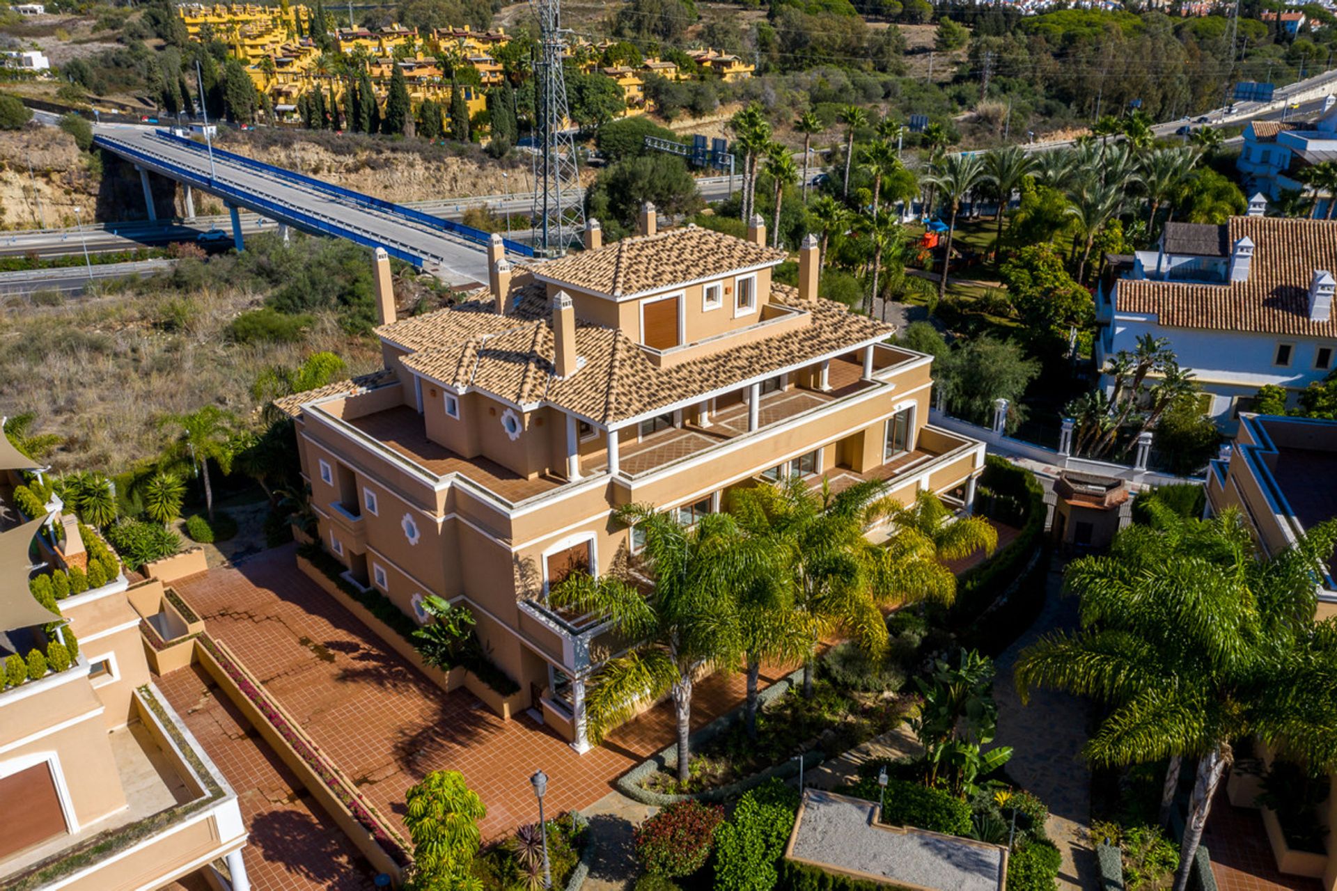 Condominium in El Angel, Andalusia 10719045