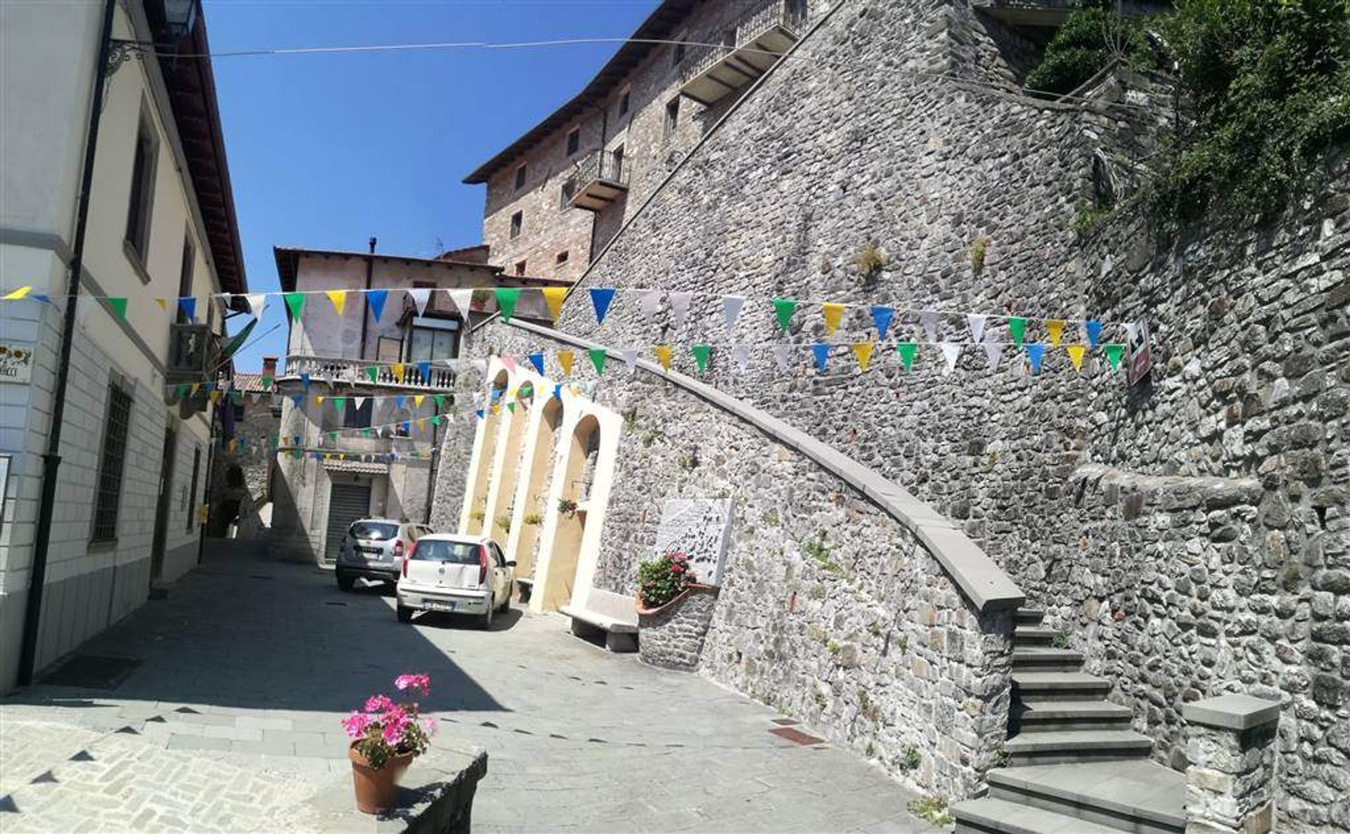 σπίτι σε Minucciano, Toscana 10719180