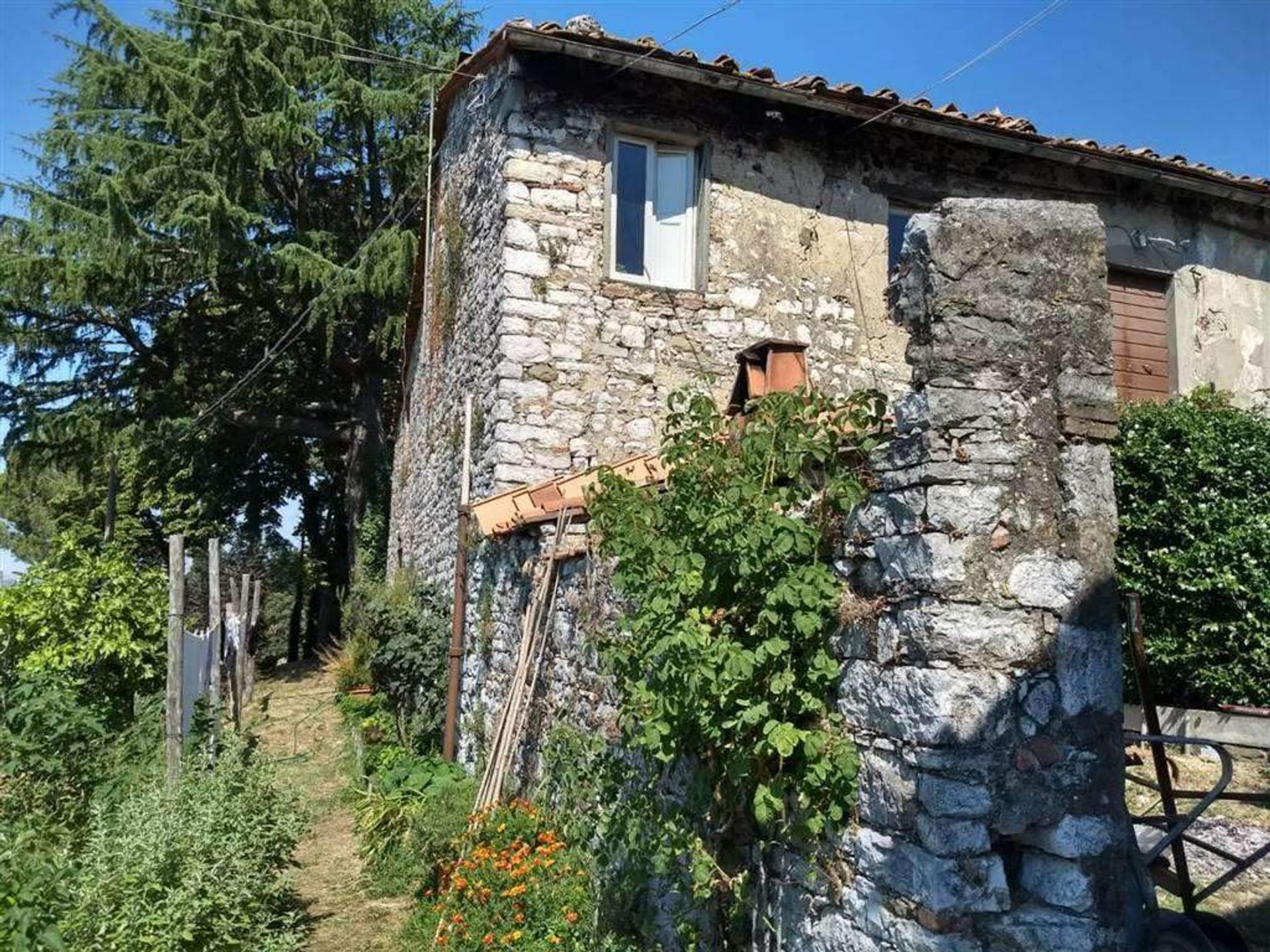 Dom w Deccio di Brancoli, Toscana 10719283