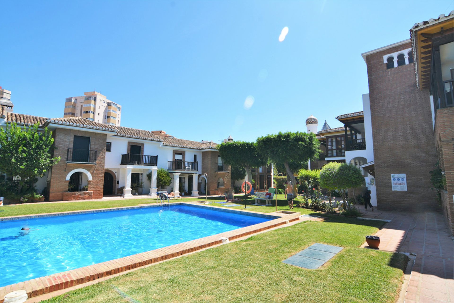 Condominio en Fuengirola, Andalucía 10719333