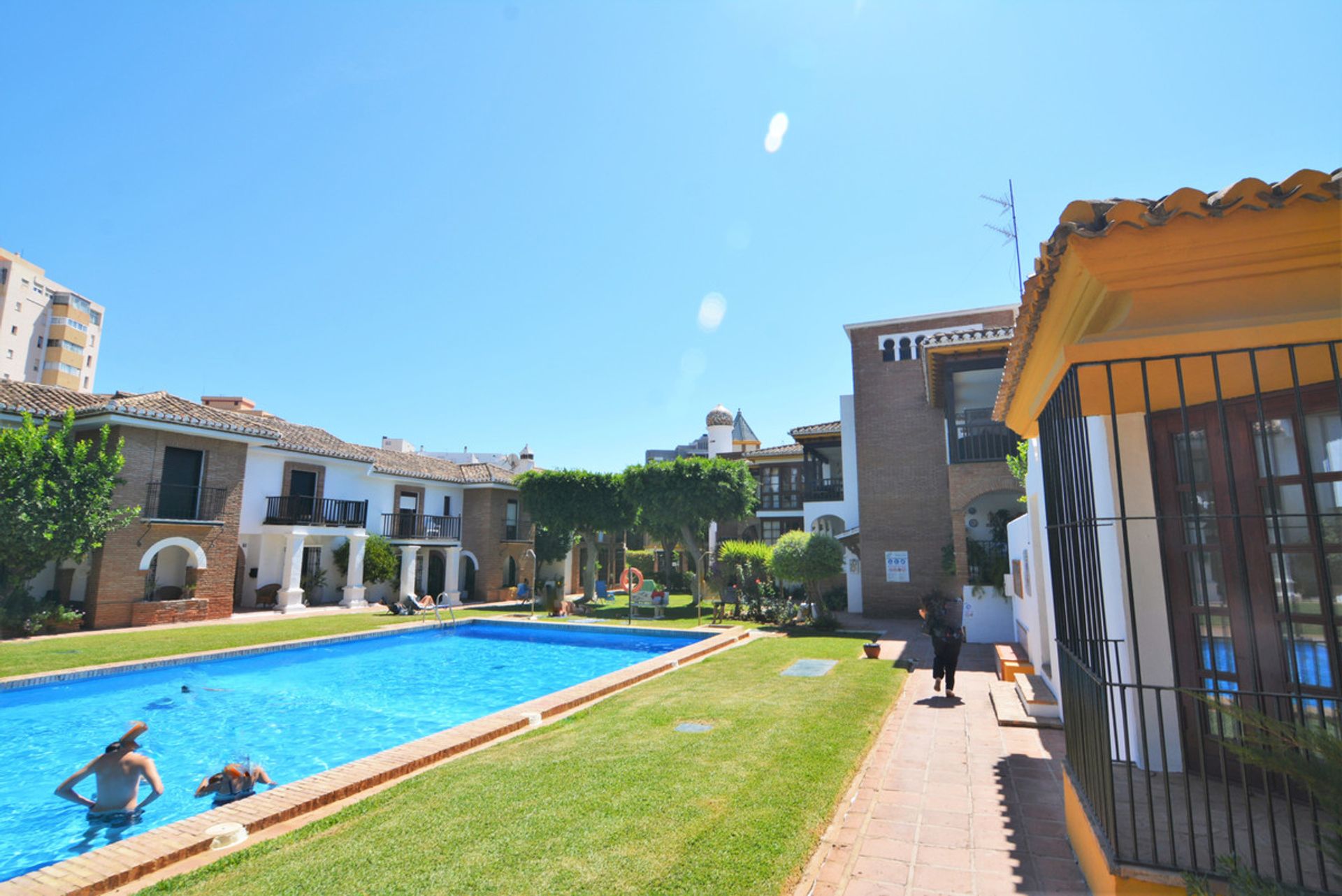 Condominio en Fuengirola, Andalucía 10719333