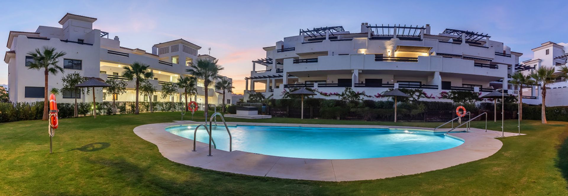 Condominio en , Andalucía 10719347