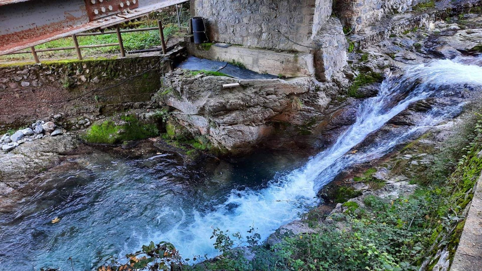 σπίτι σε Fabbriche di Vergemoli, Toscana 10719479