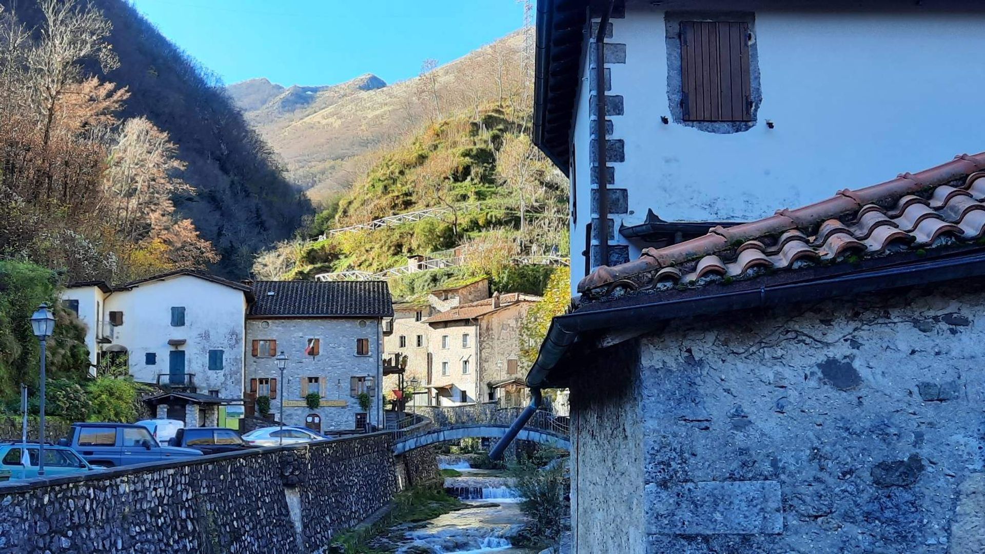 σπίτι σε Fabbriche di Vergemoli, Toscana 10719479