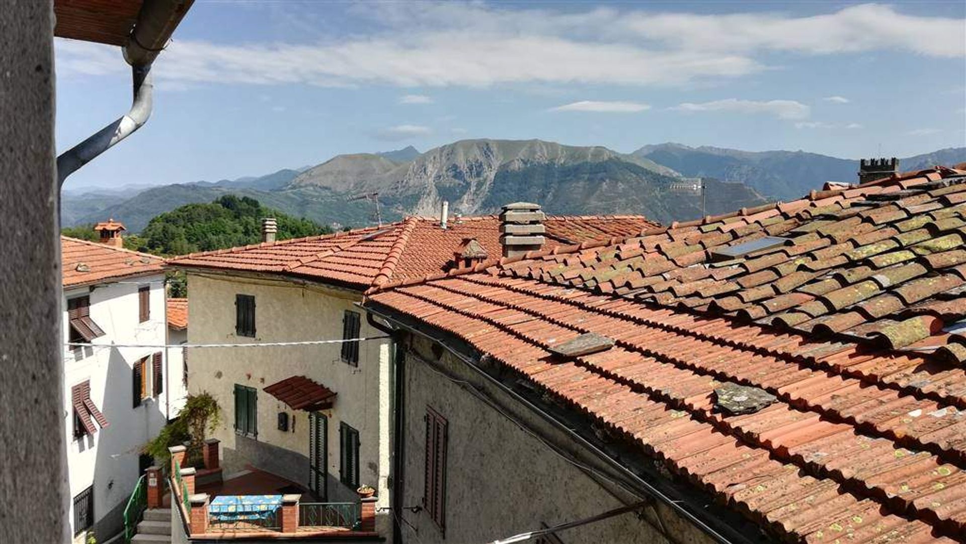 rumah dalam Bagni di Lucca, Toscana 10719641