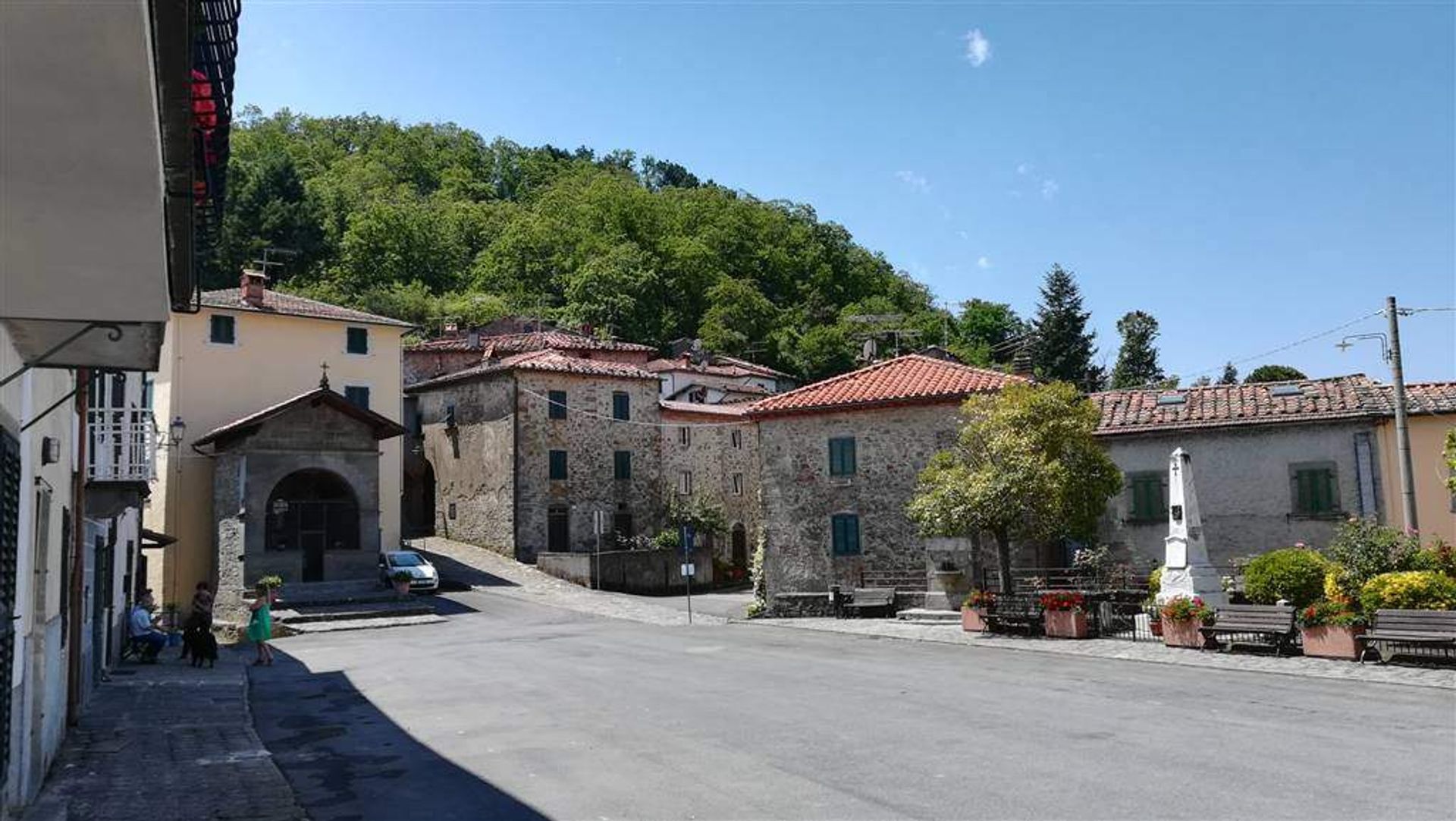 rumah dalam Bagni di Lucca, Toscana 10719641