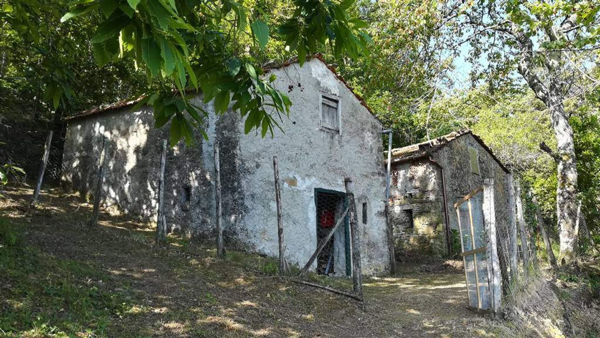 rumah dalam Bagni di Lucca, Toscana 10719641