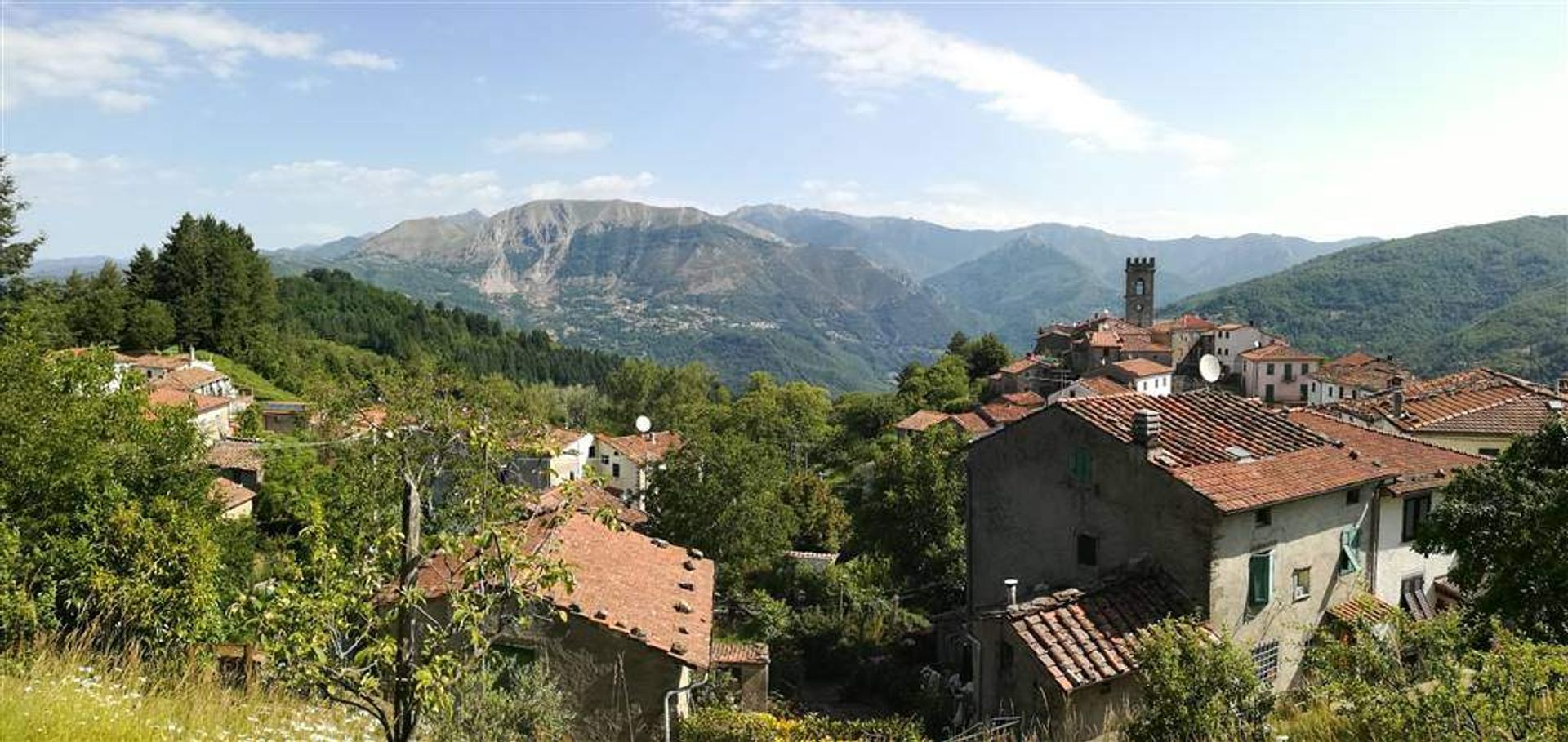 rumah dalam Bagni di Lucca, Toscana 10719641