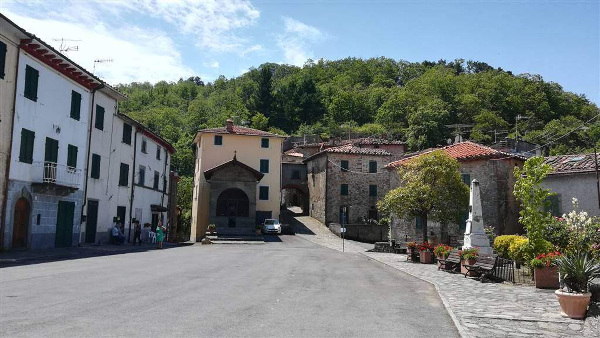 rumah dalam Bagni di Lucca, Toscana 10719641