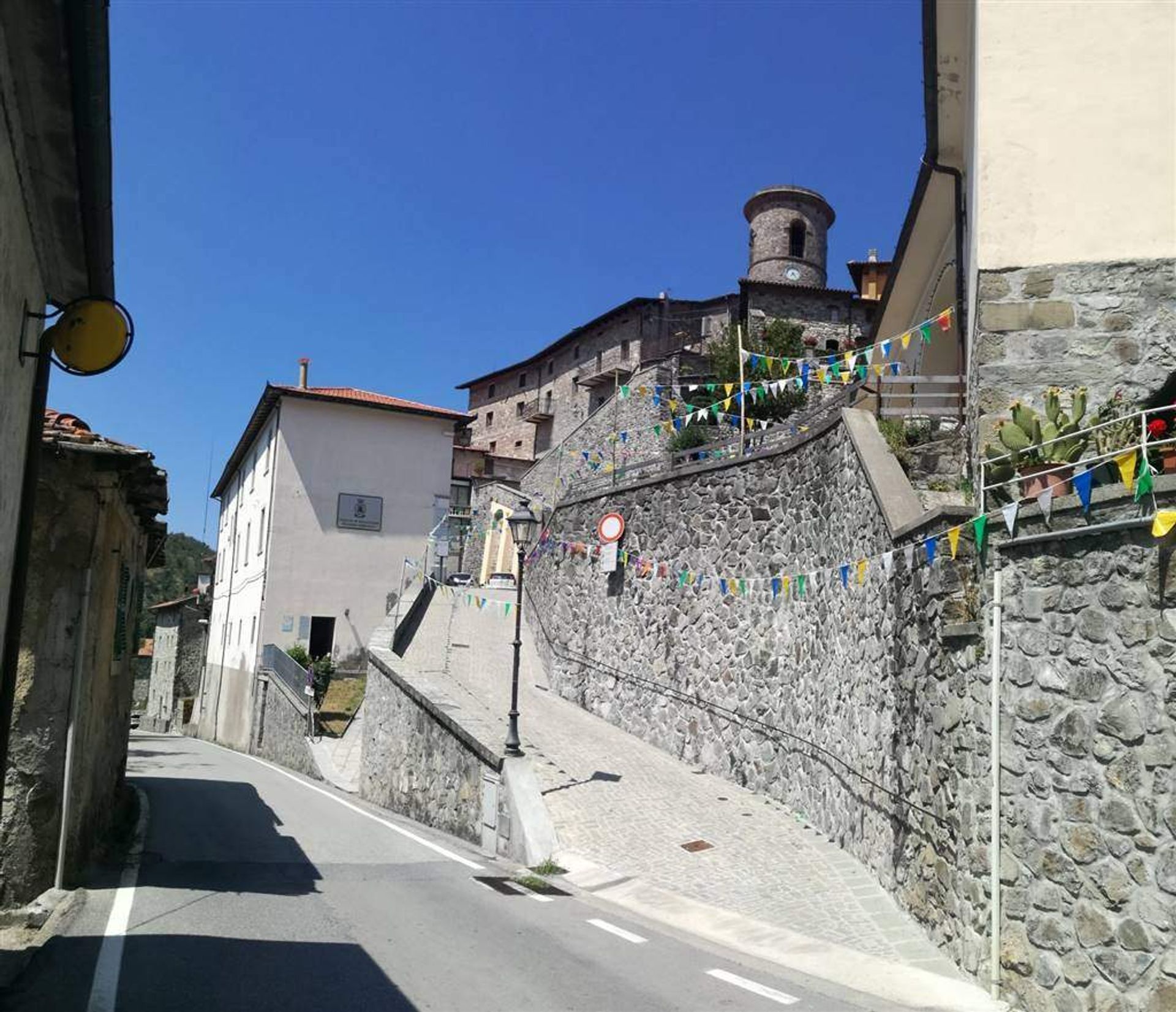 rumah dalam Minucciano, Toscana 10719700