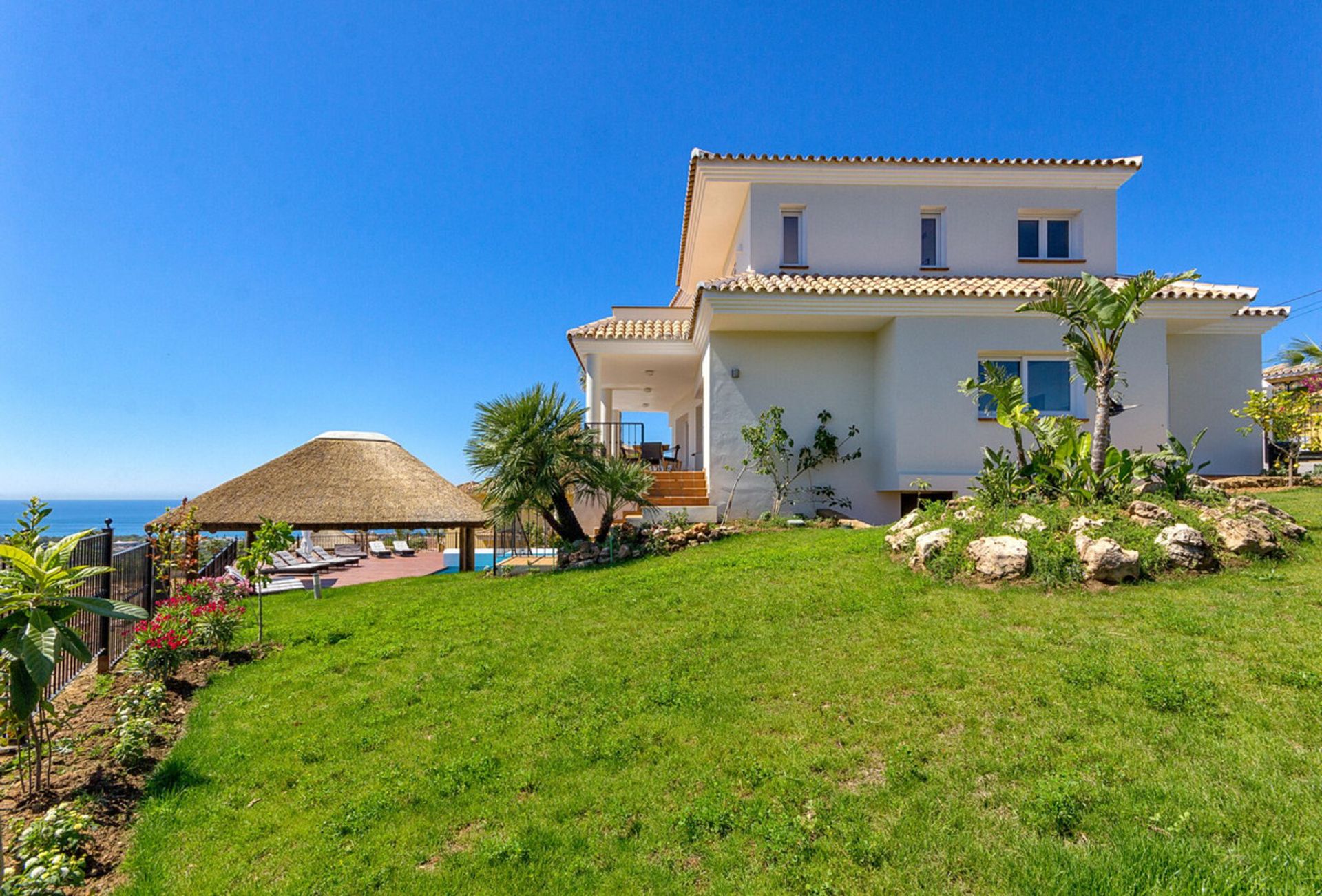 House in Ojen, Andalusia 10719723