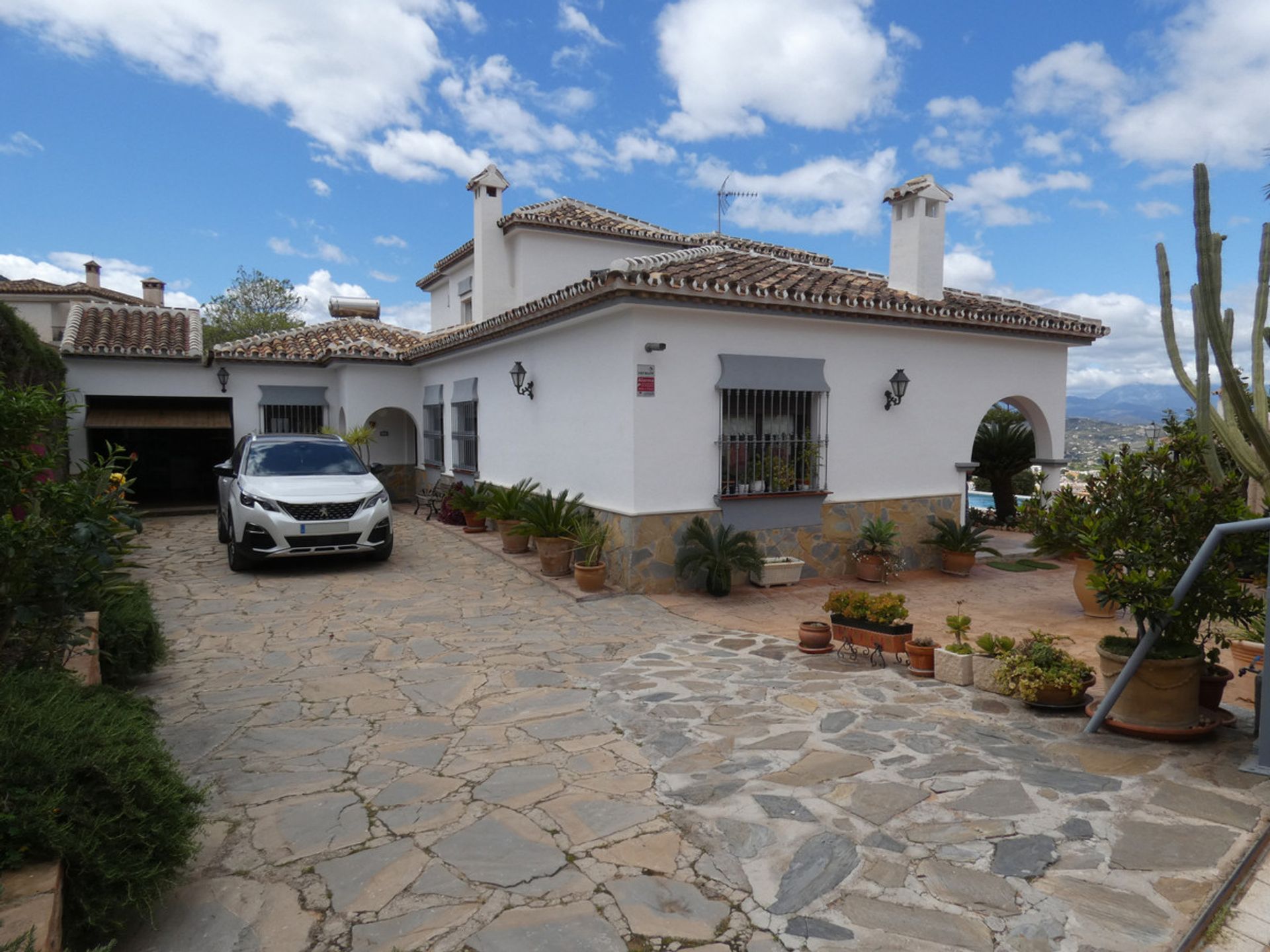 House in Alhaurin el Grande, Andalusia 10719746